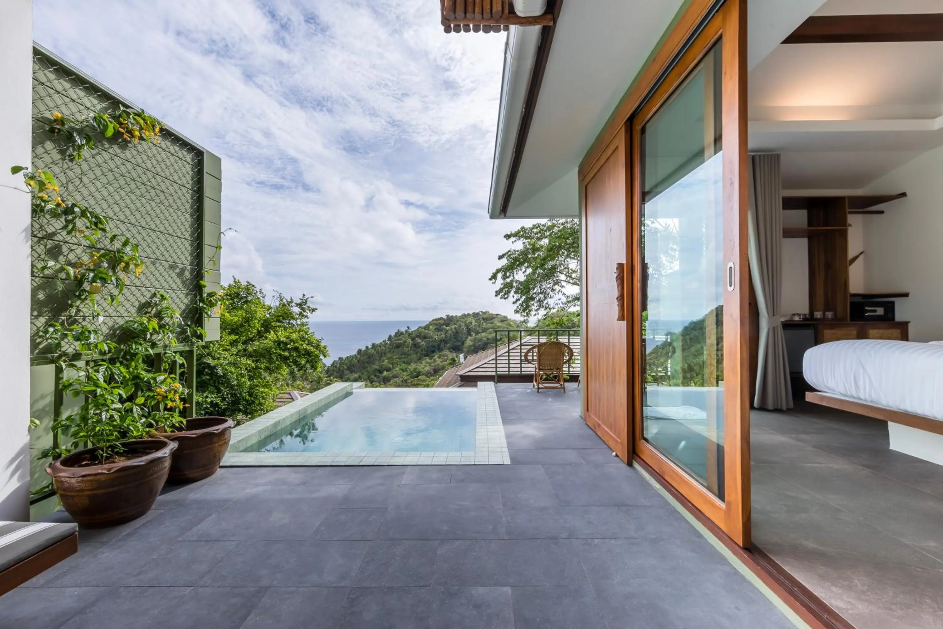 Swimming pool in Mae Ya Resort