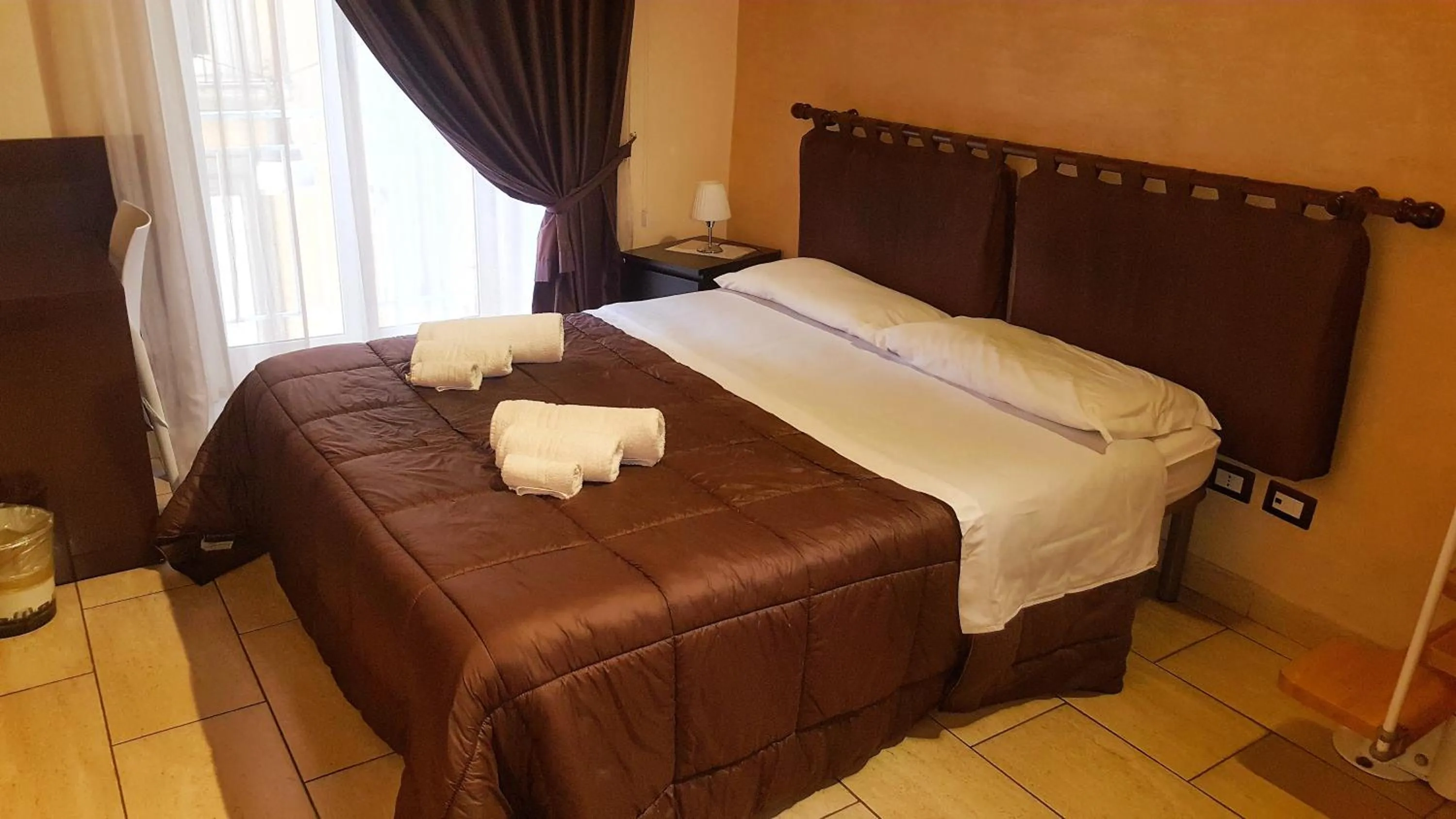 Bed in Napolì Affittacamere