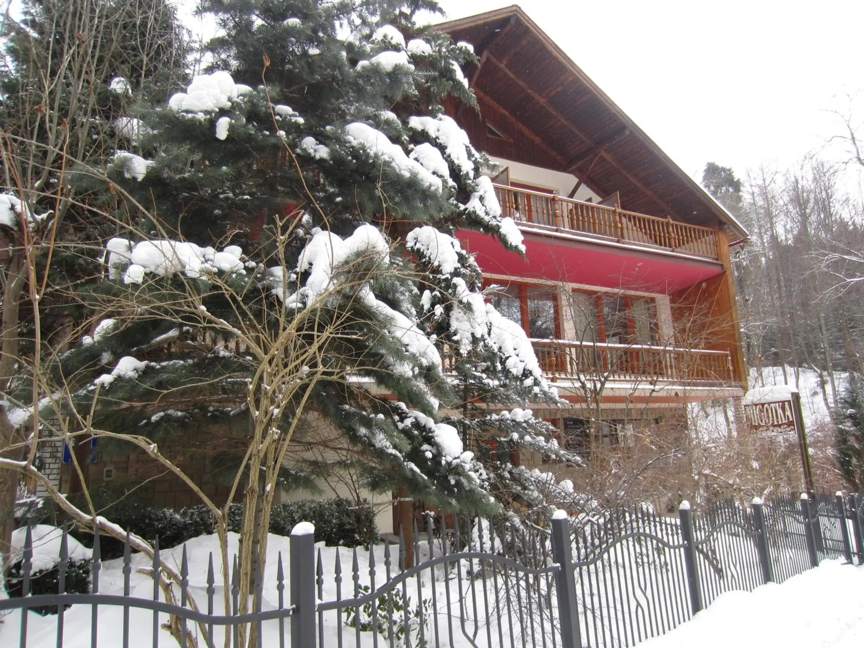 Willa M cisza w centrum miasta Willa M cisza w centrum miasta