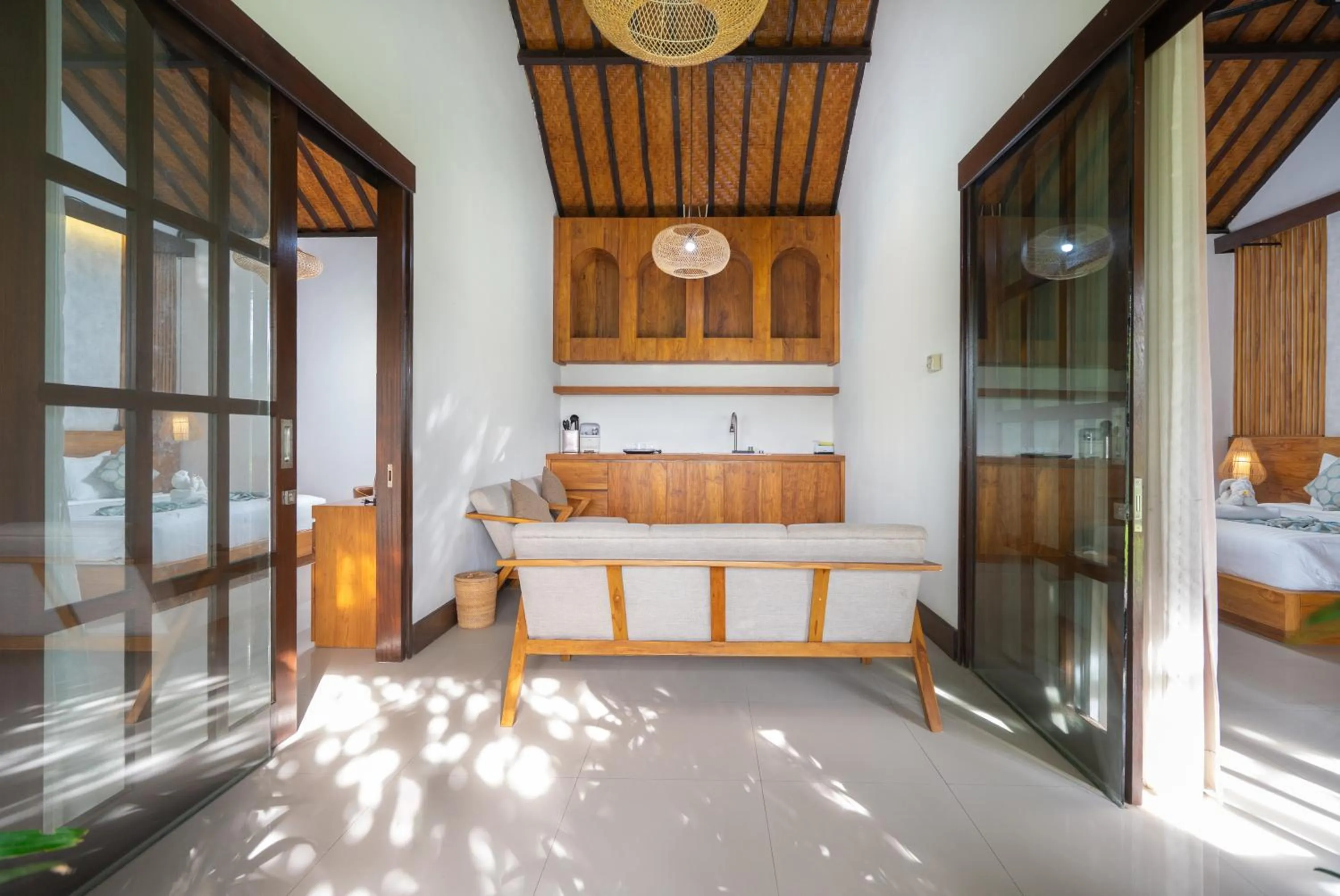 Kitchen or kitchenette, Bed in Cemara Hills Uluwatu, The Reserve - Cottages & Villas