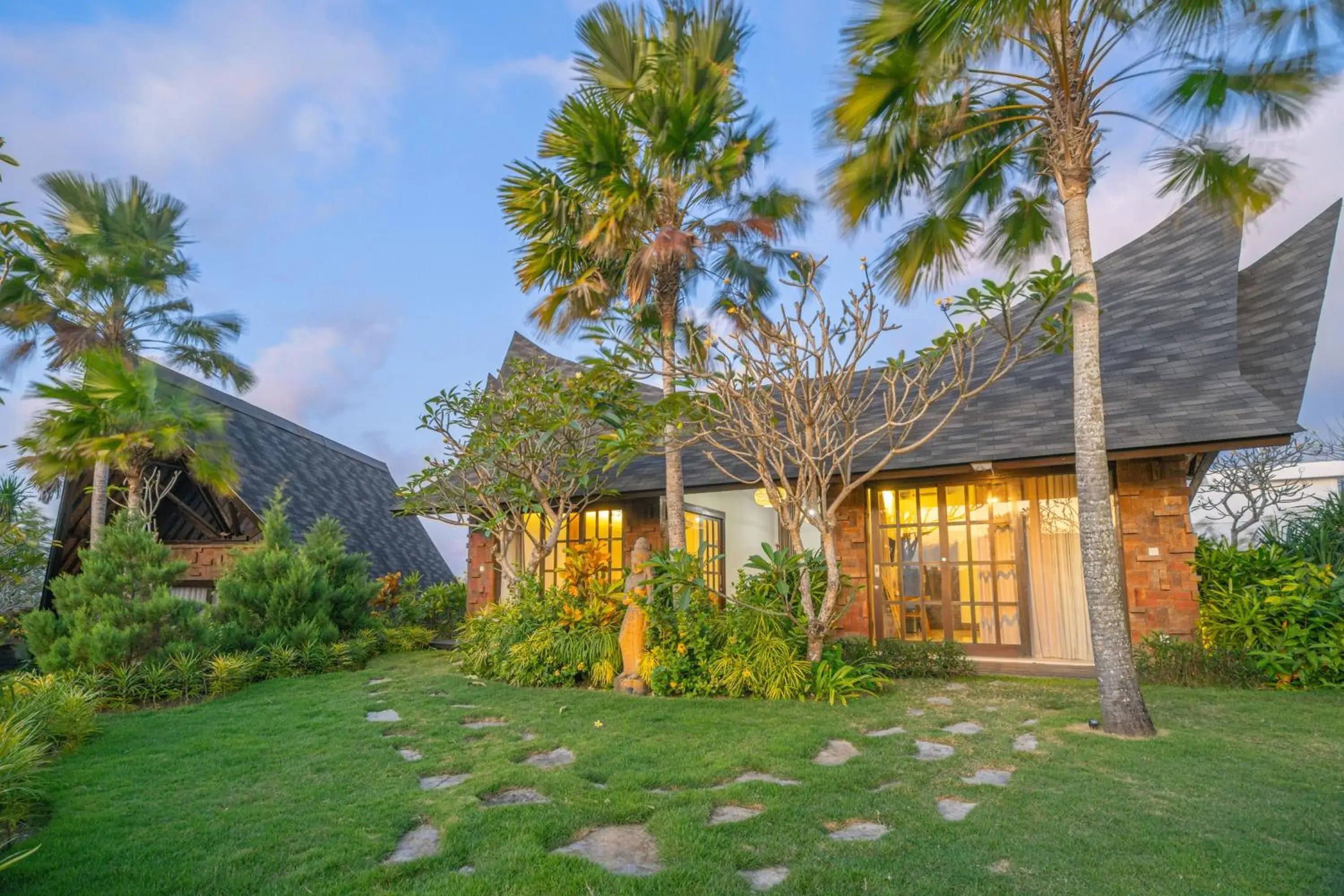 2-Bedroom Villa with Bathtub & Kitchenette in Cemara Hills Uluwatu, The Reserve - Cottages & Villas 2-Bedroom Villa with Bathtub & Kitchenette in Cemara Hills Uluwatu, The Reserve - Cottages & Villas