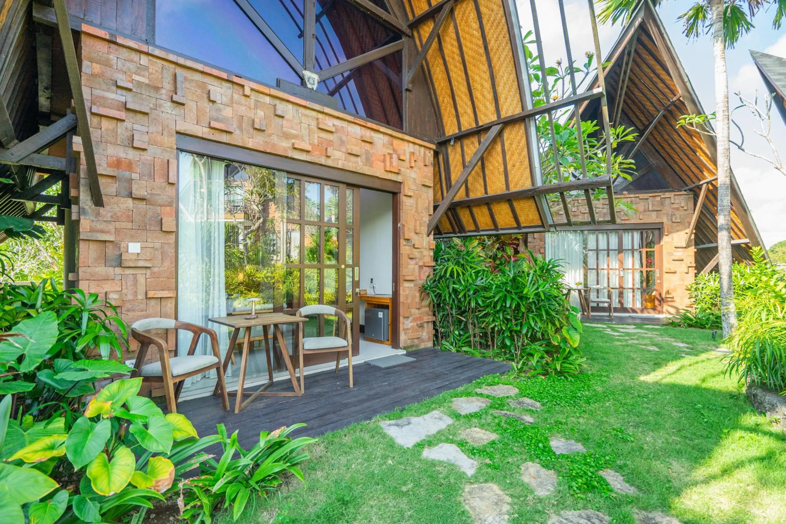Patio in Cemara Hills Uluwatu, The Reserve - Cottages & Villas