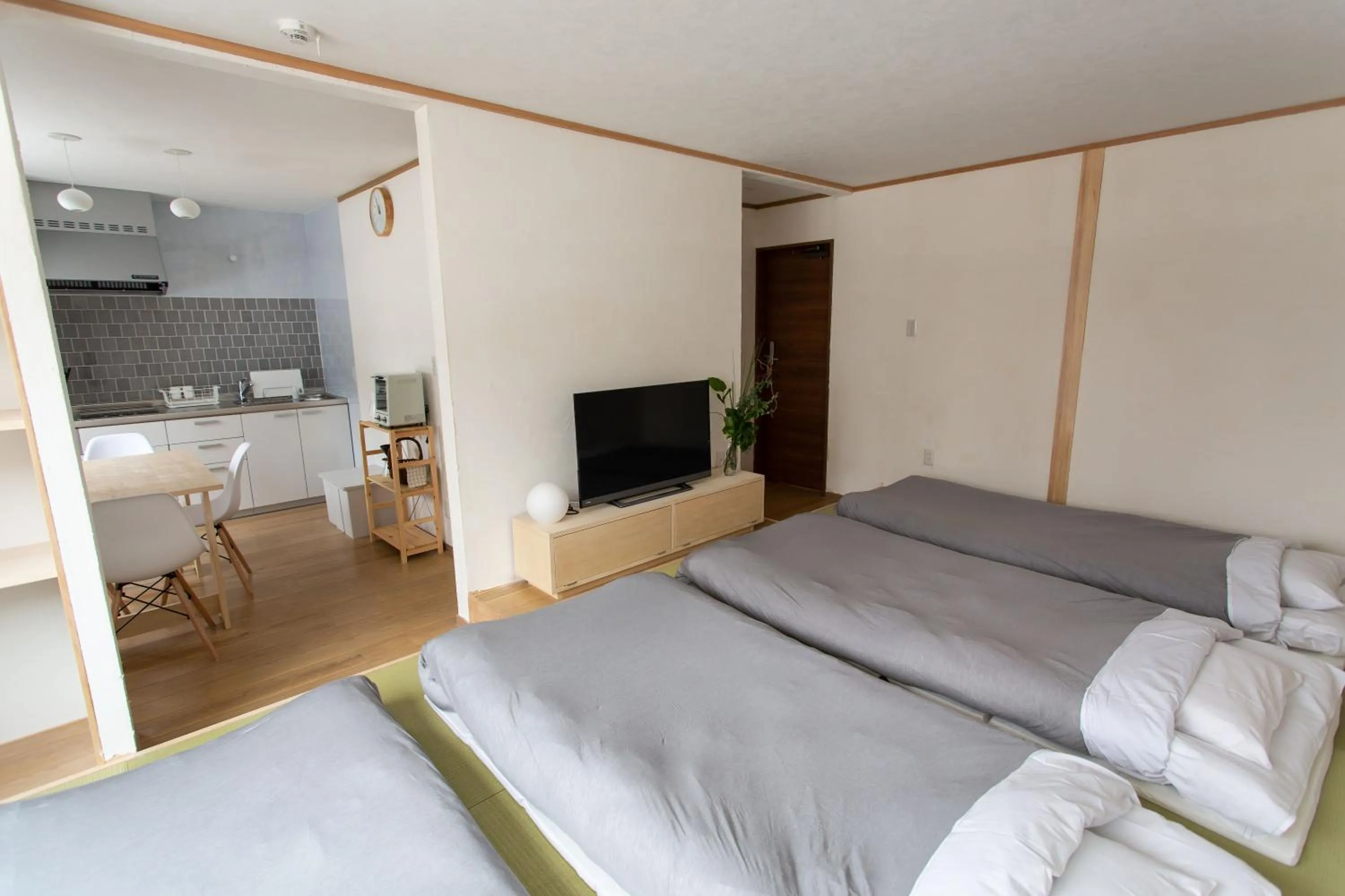 Bedroom, Bed in The Apartment Hotels YAMA