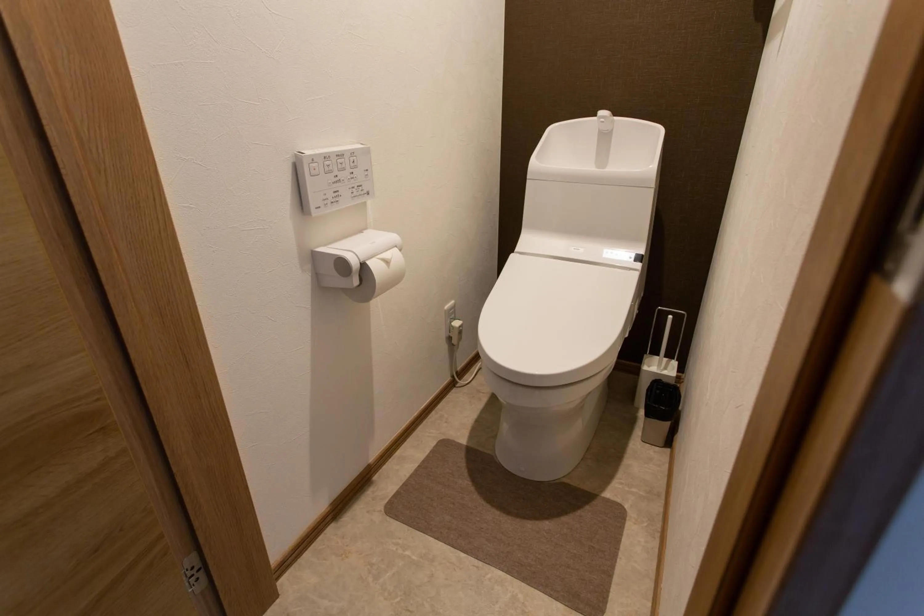 Toilet in The Apartment Hotels YAMA
