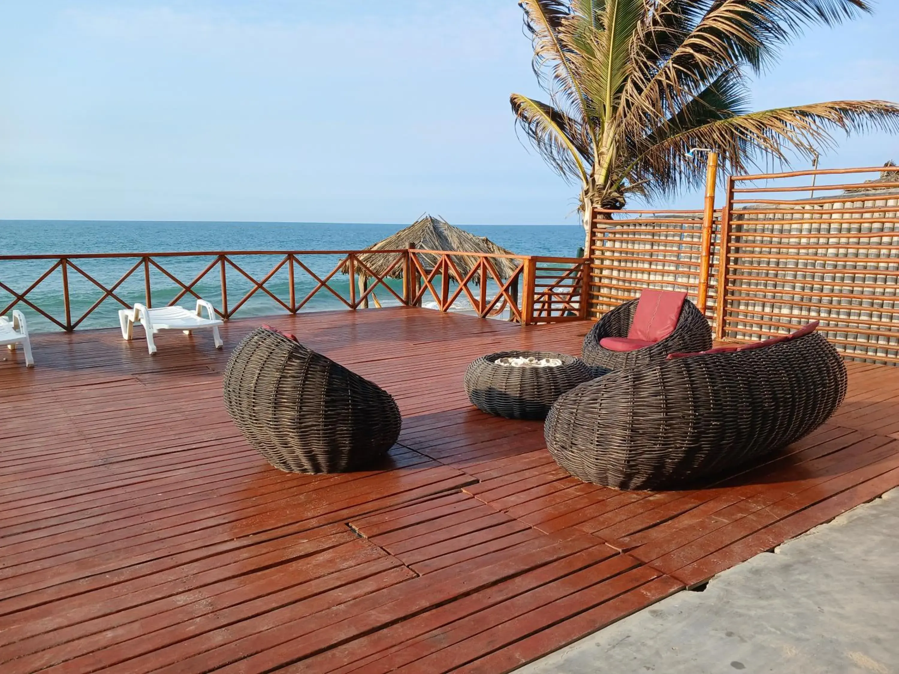 Six-Bedroom House in Casa de Playa Akas Six-Bedroom House in Casa de Playa Akas