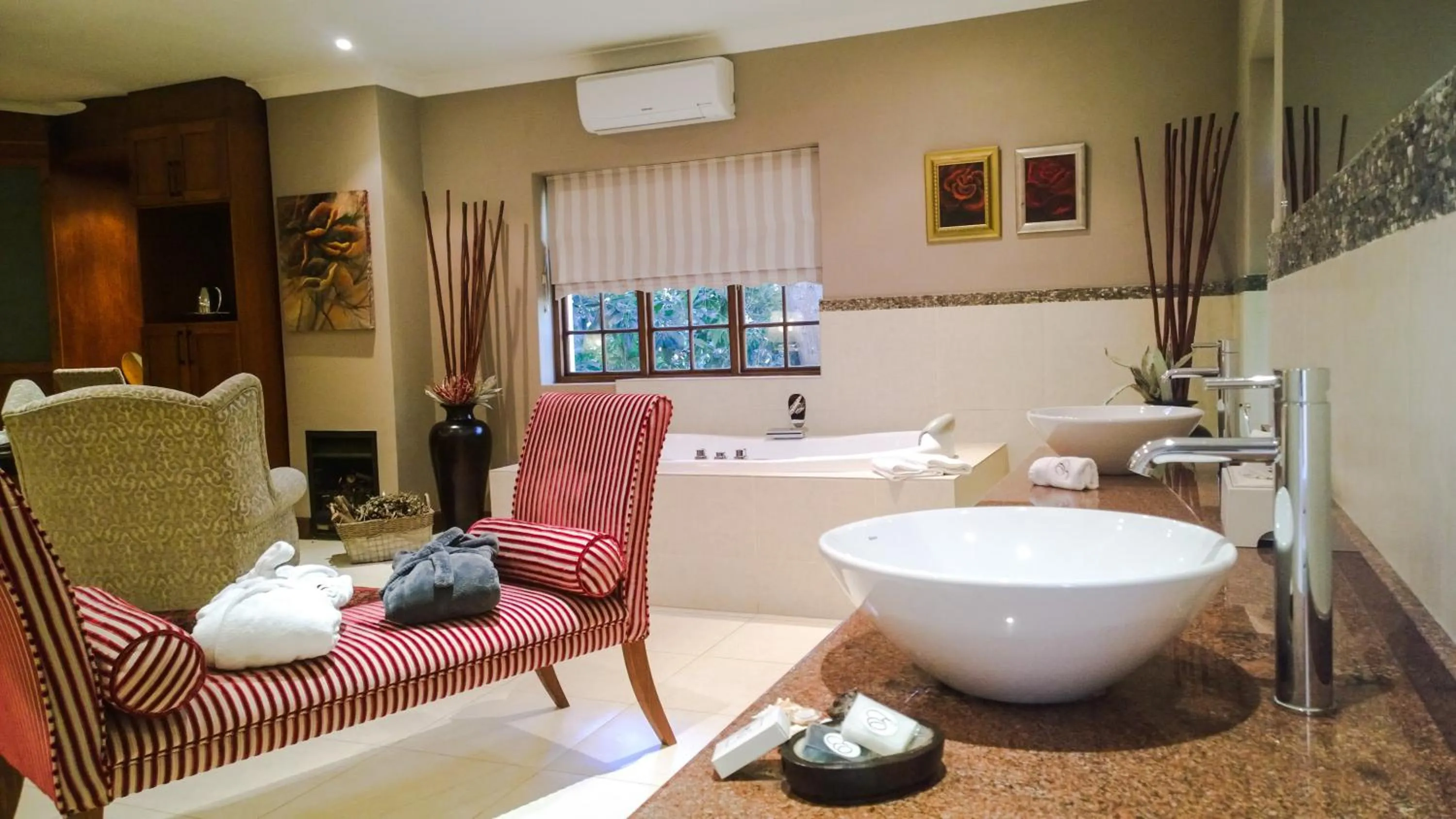 Bathroom in Edenbrook Country Manor