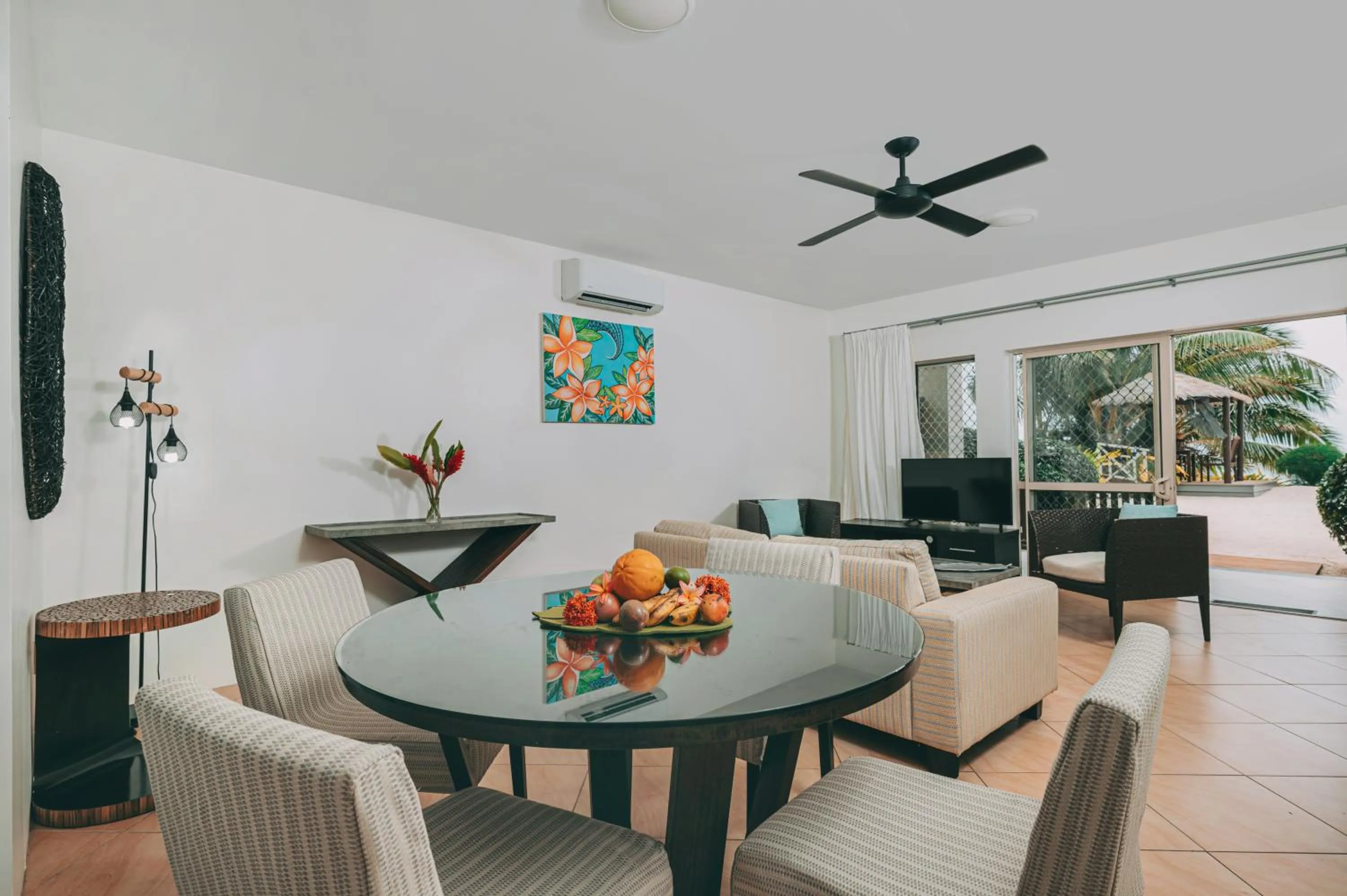 Living room in Moana Sands Villas & Apartments