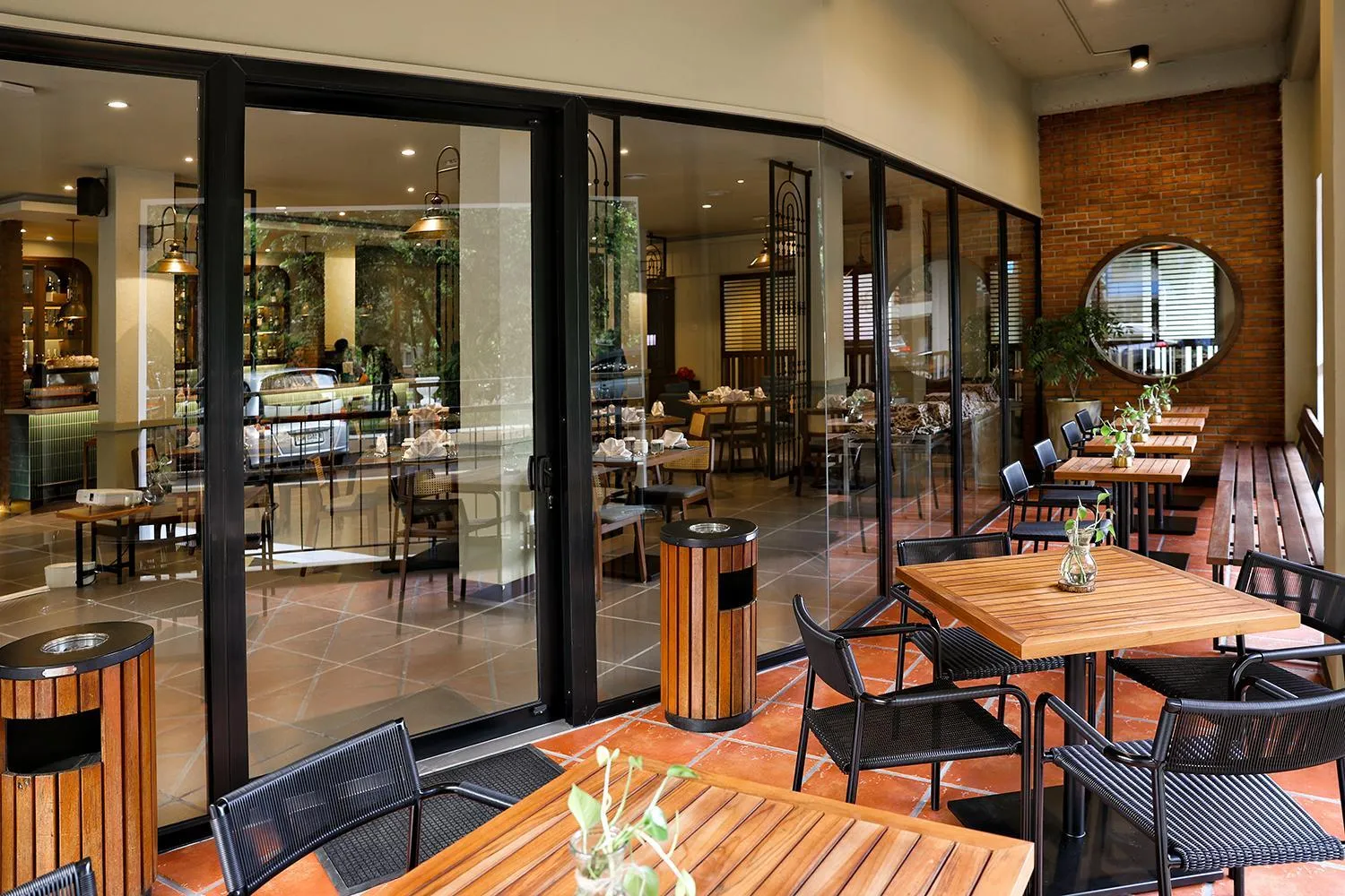 Restaurant/places to eat in THE 1O1 Jakarta Sedayu Darmawangsa