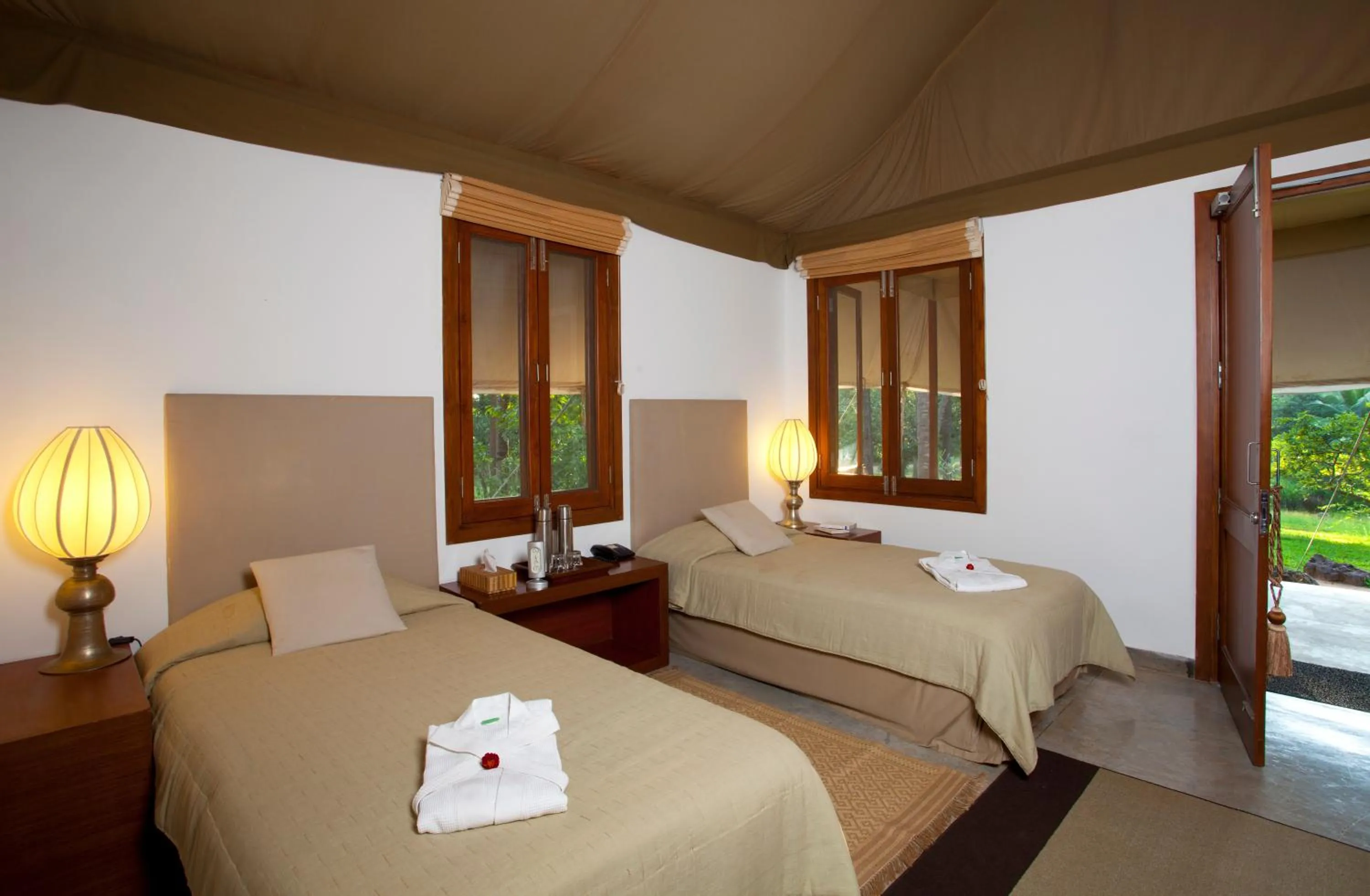 Bedroom, Bed in Shreyas Retreat