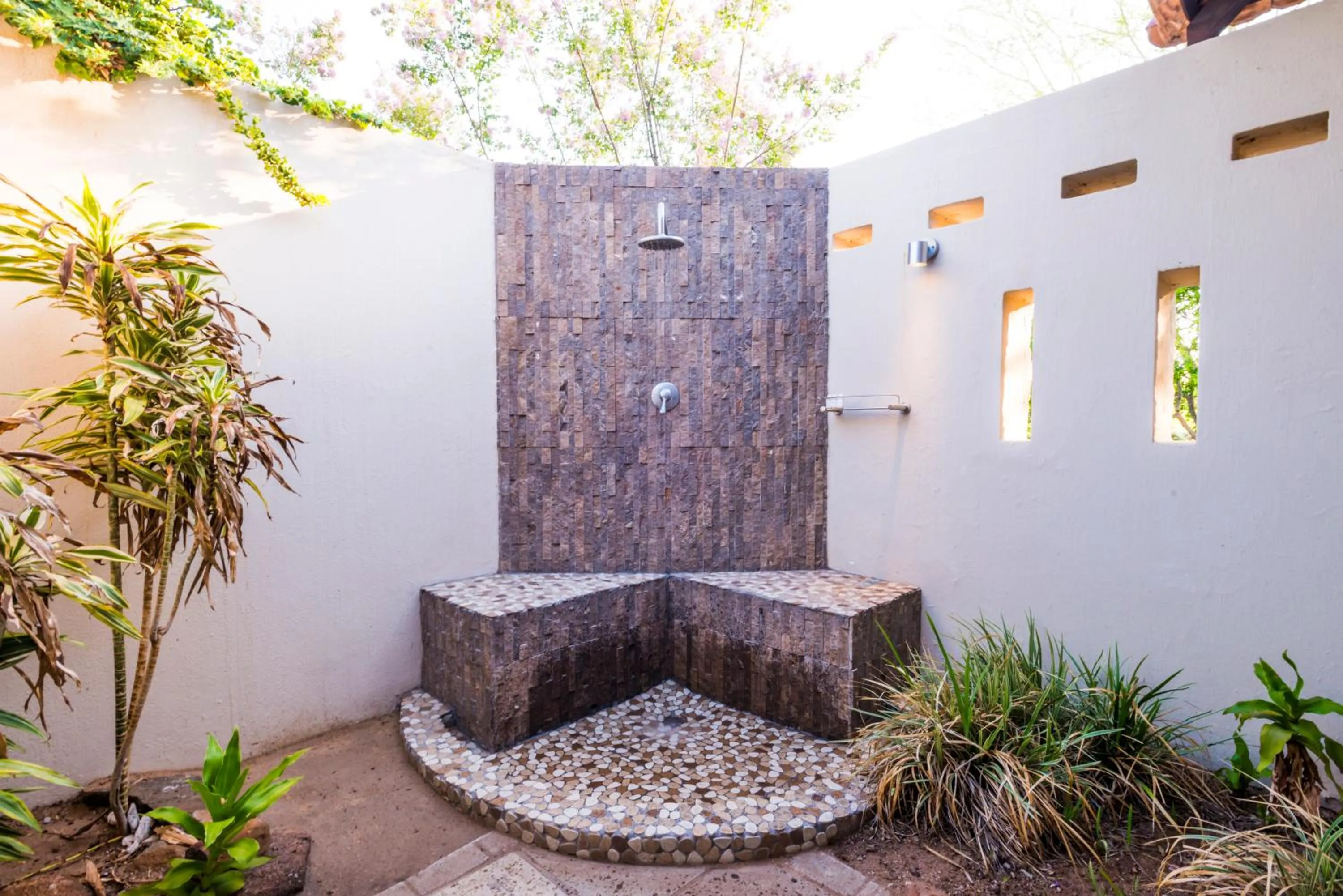 Bathroom in AM Lodge - Hoedspruit