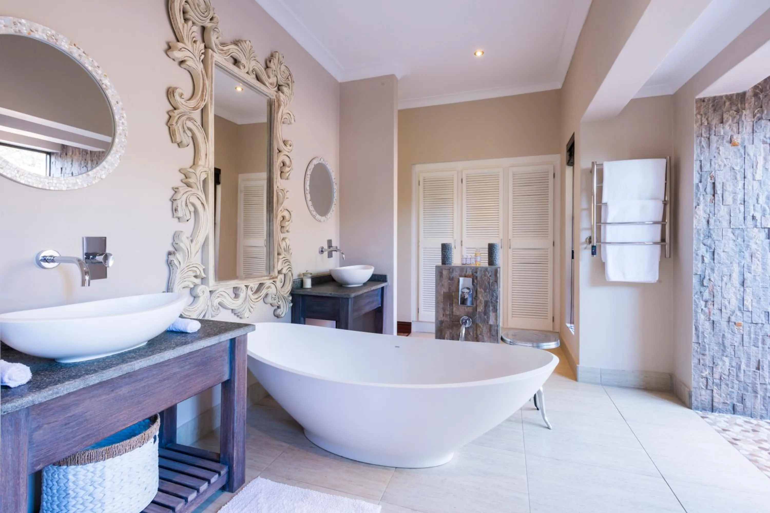 Bathroom in AM Lodge - Hoedspruit