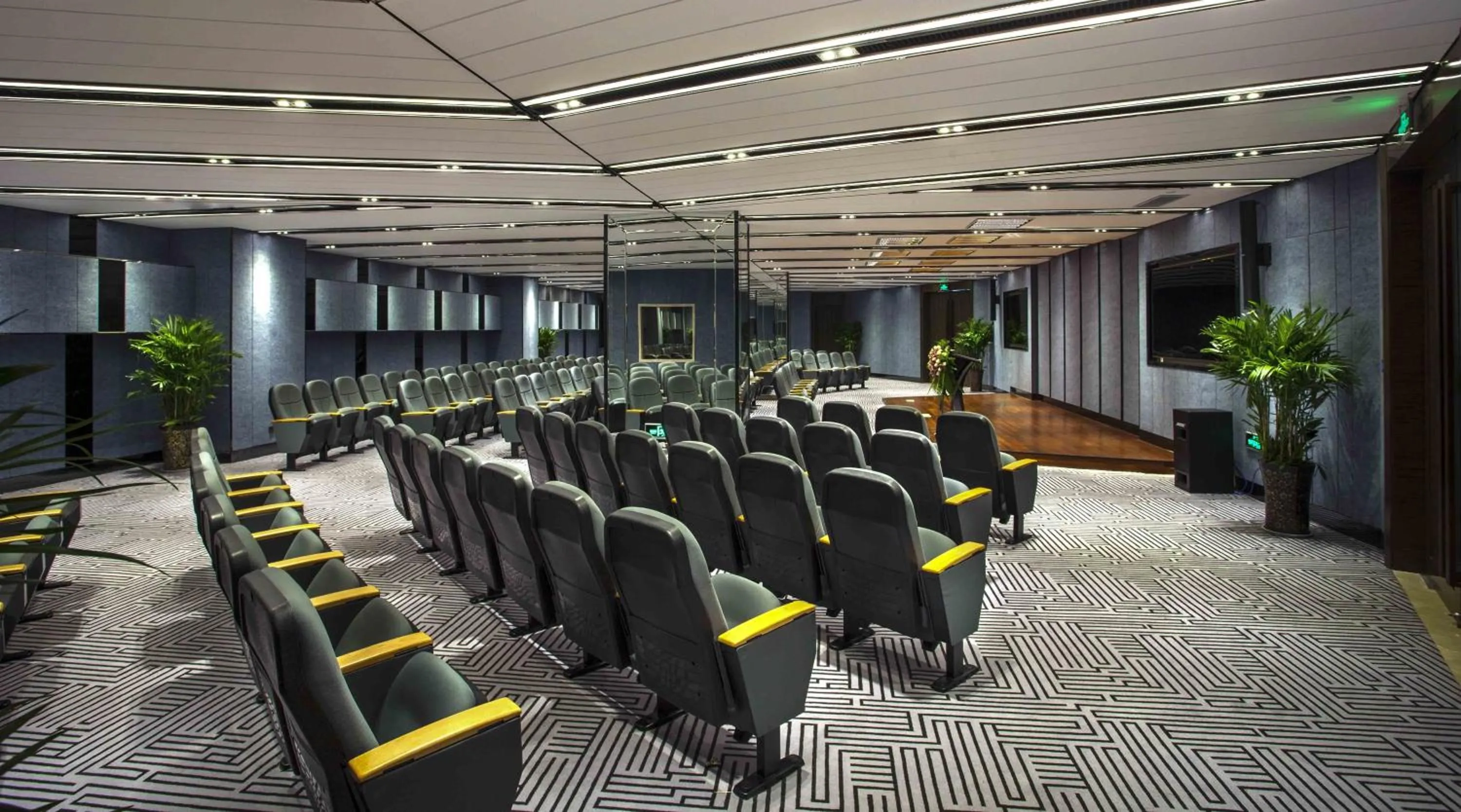 Banquet/Function facilities in Ramada Plaza by Wyndham Xi'an South