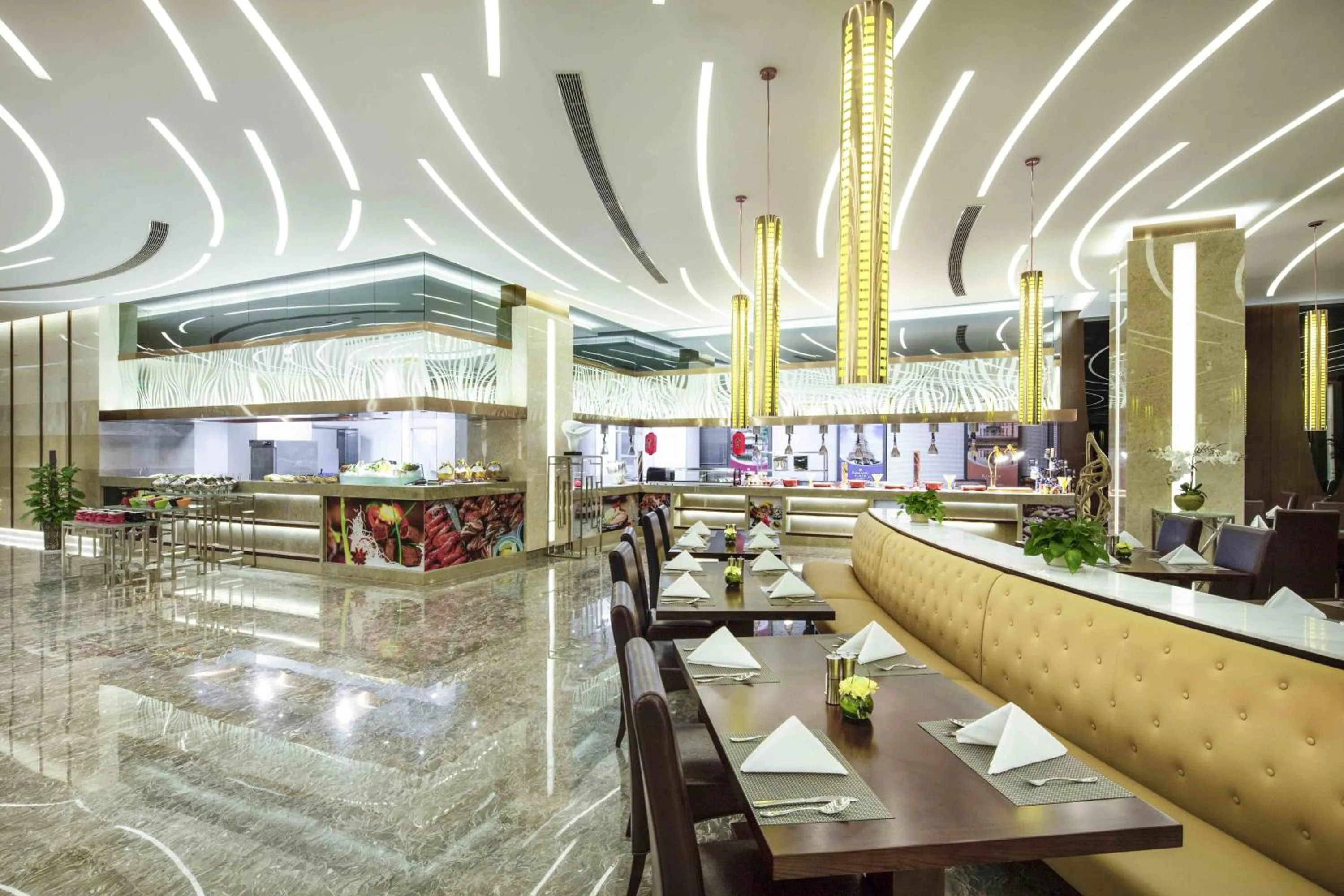 Restaurant/places to eat in Ramada Plaza by Wyndham Xi'an South