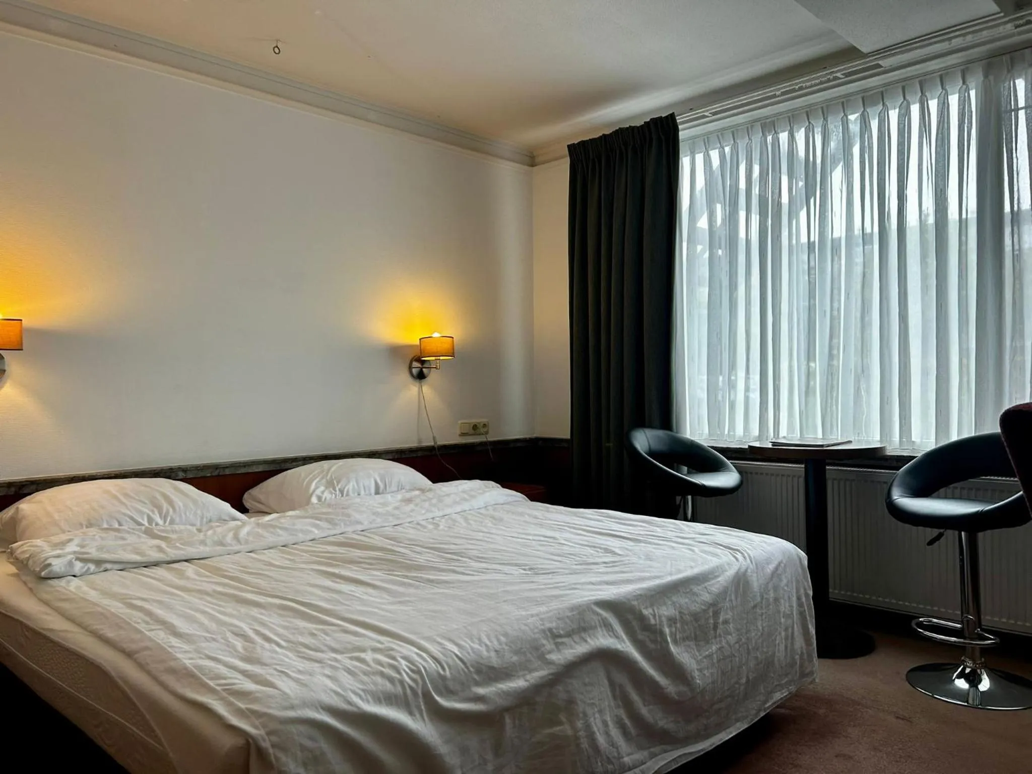 Deluxe Double Room with Shower in Hotel De Hertog