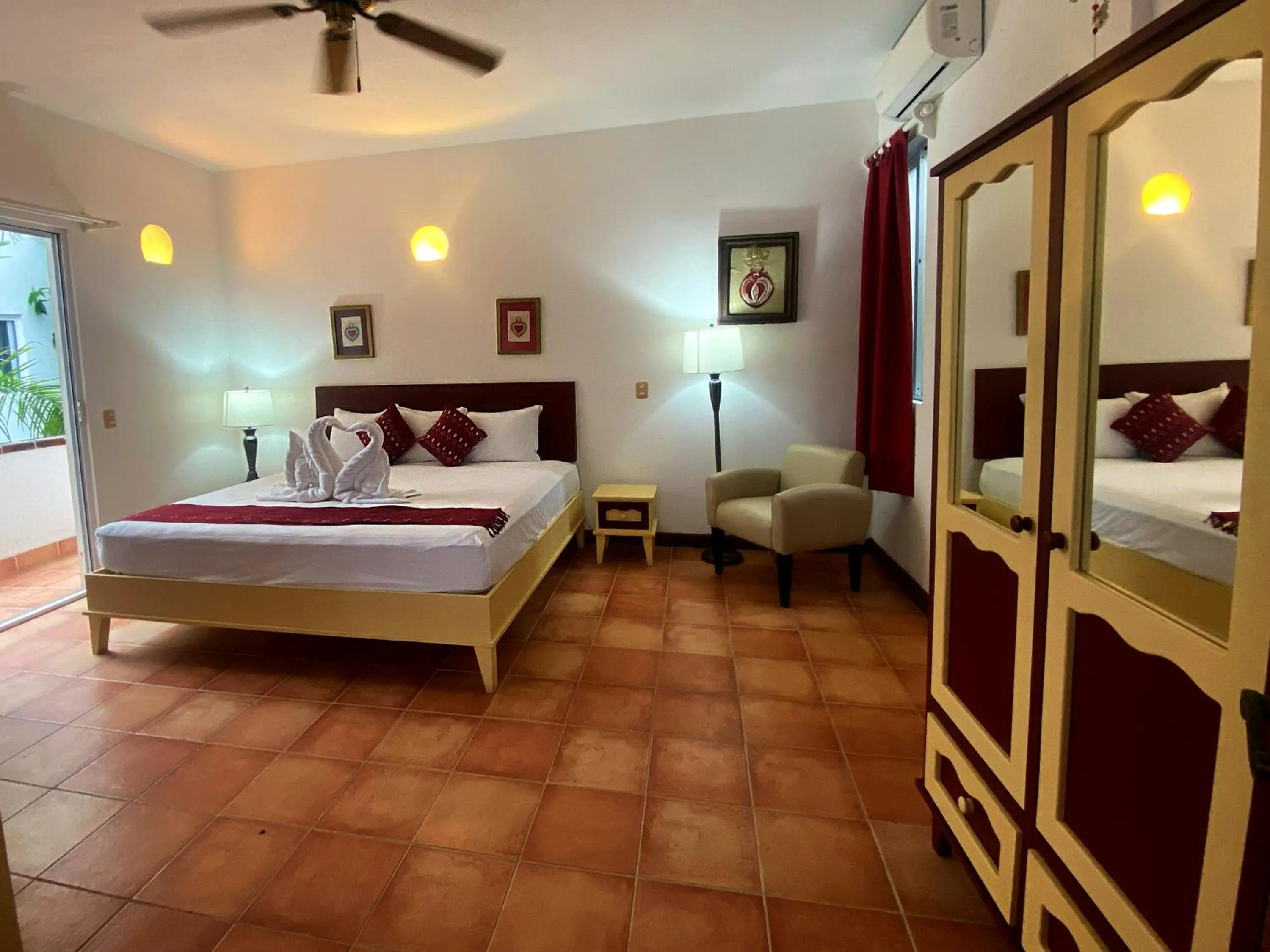 Bed in Zihil Ha Hotel