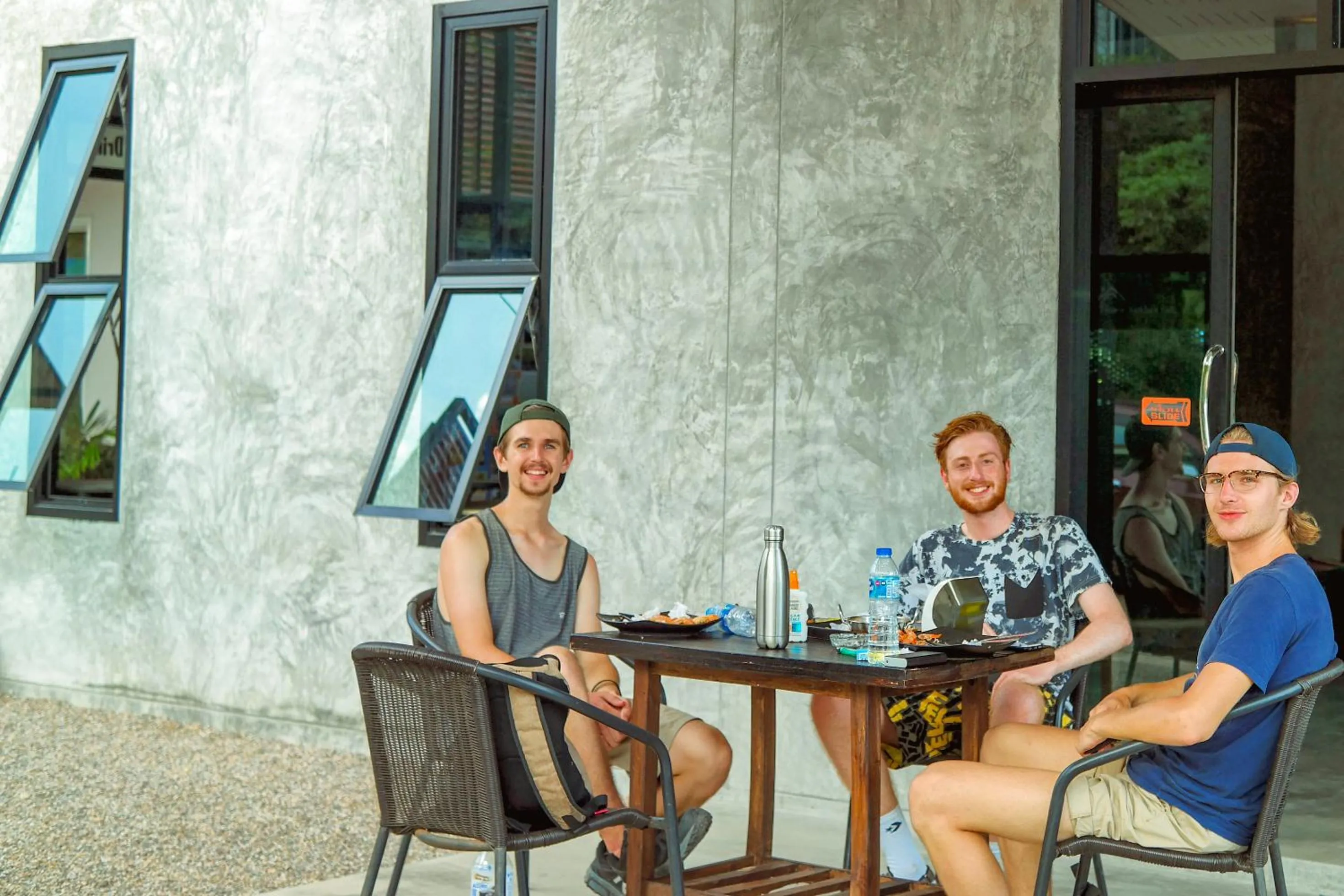 People in Baan i Talay Chumphon บ้านไอทะเลชุมพร