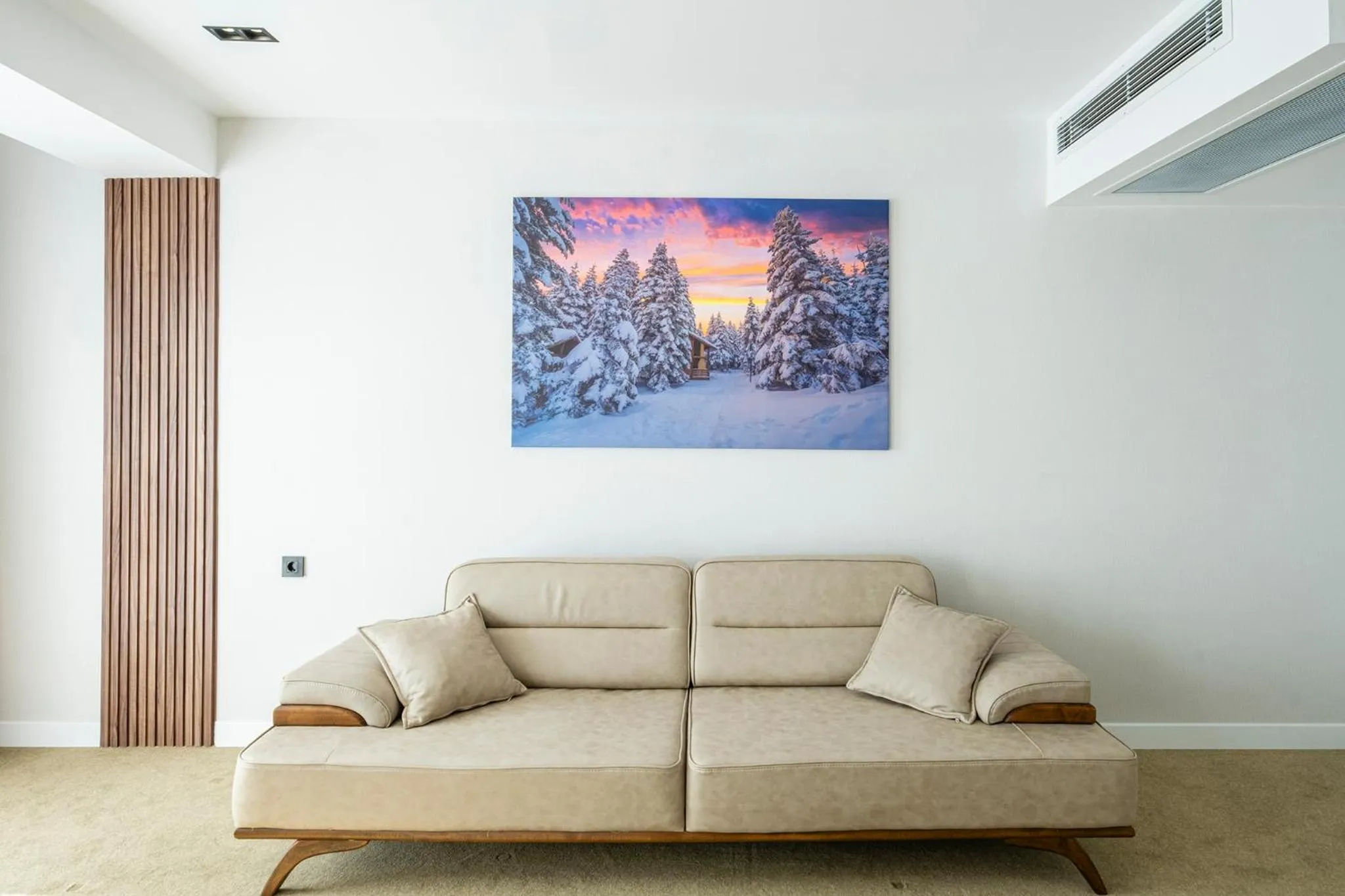 Seating area in Euphrates Hotel Bursa