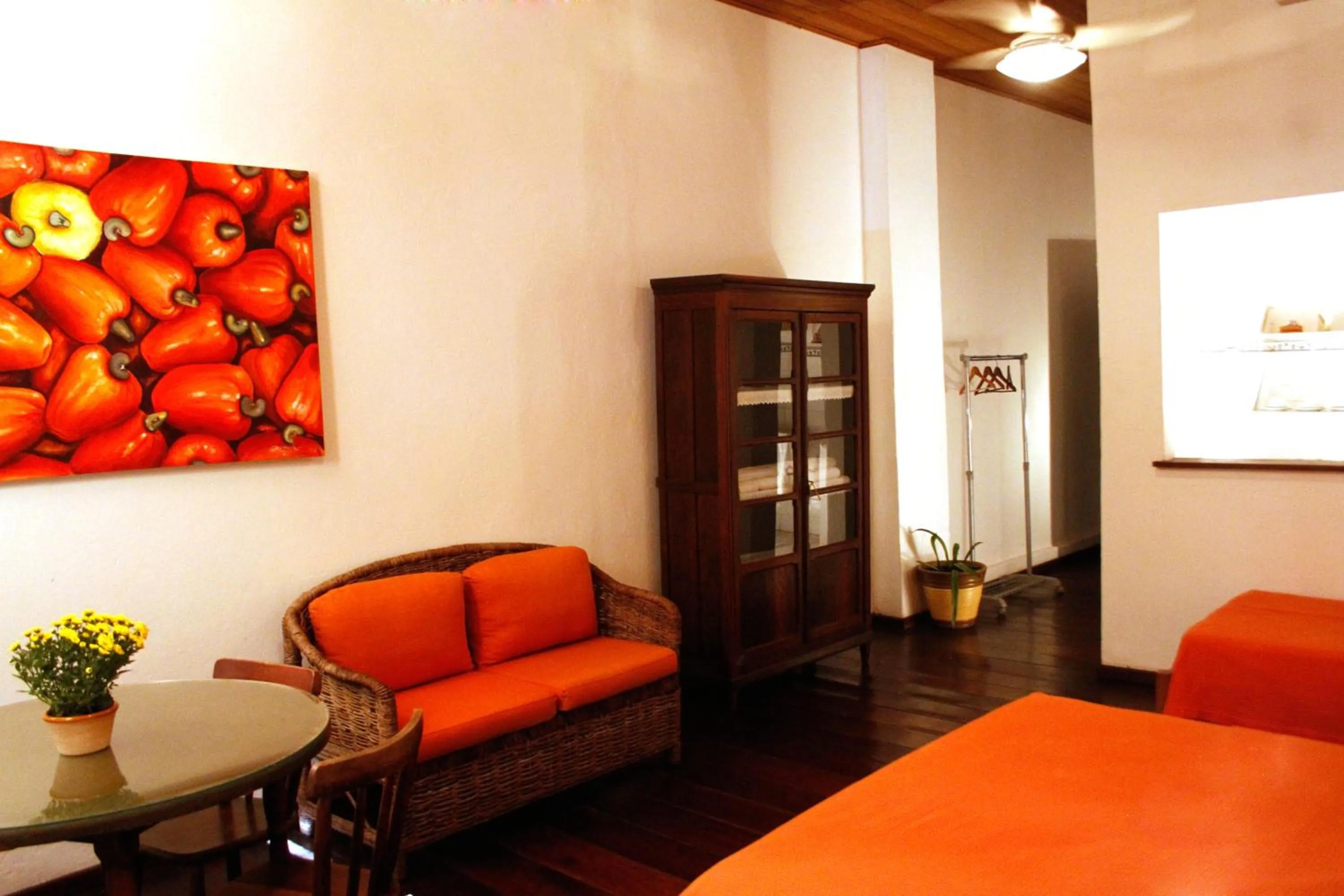 Photo of the whole room in Studio do Carmo Galeria de Artes e Pousada