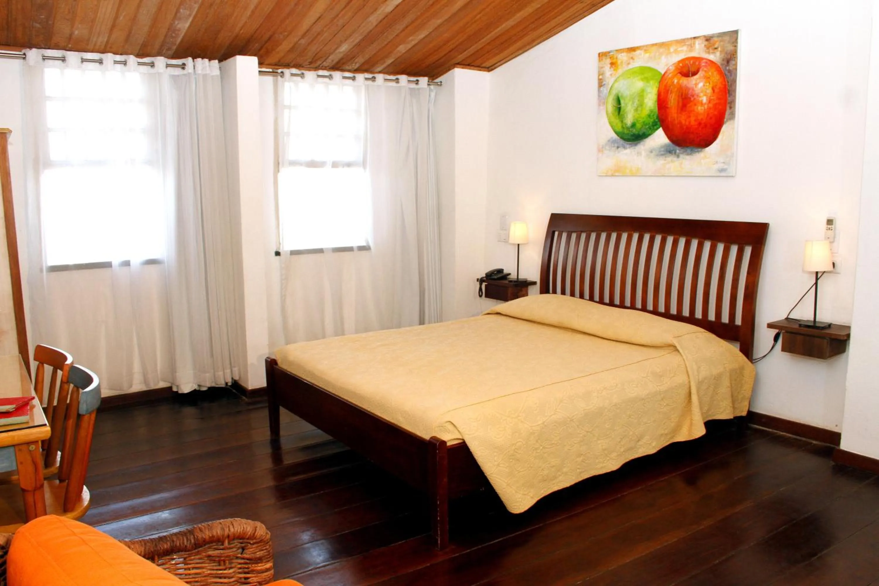 Bed in Studio do Carmo Galeria de Artes e Pousada