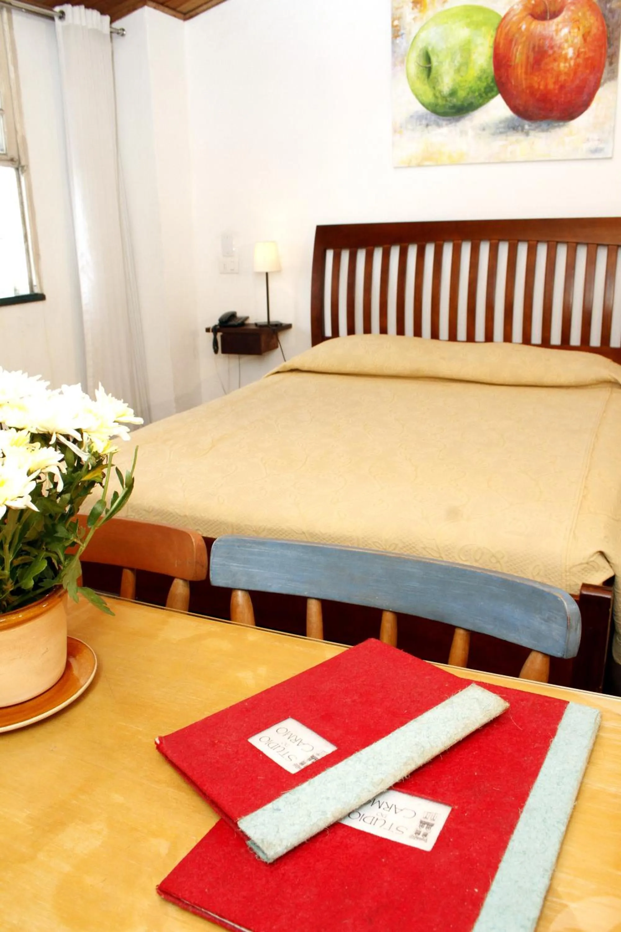 Bed in Studio do Carmo Galeria de Artes e Pousada