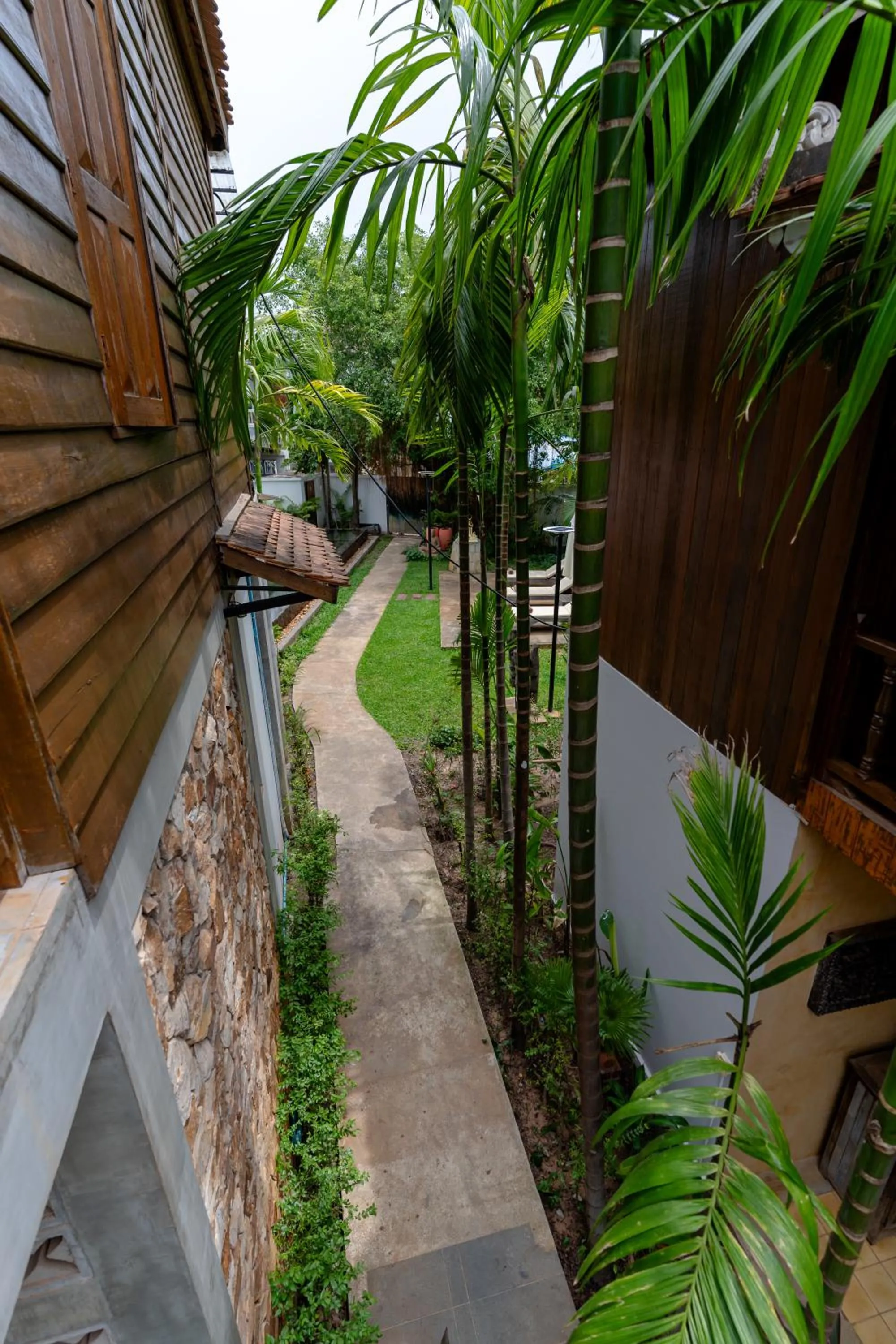 Property building in Villa Isann