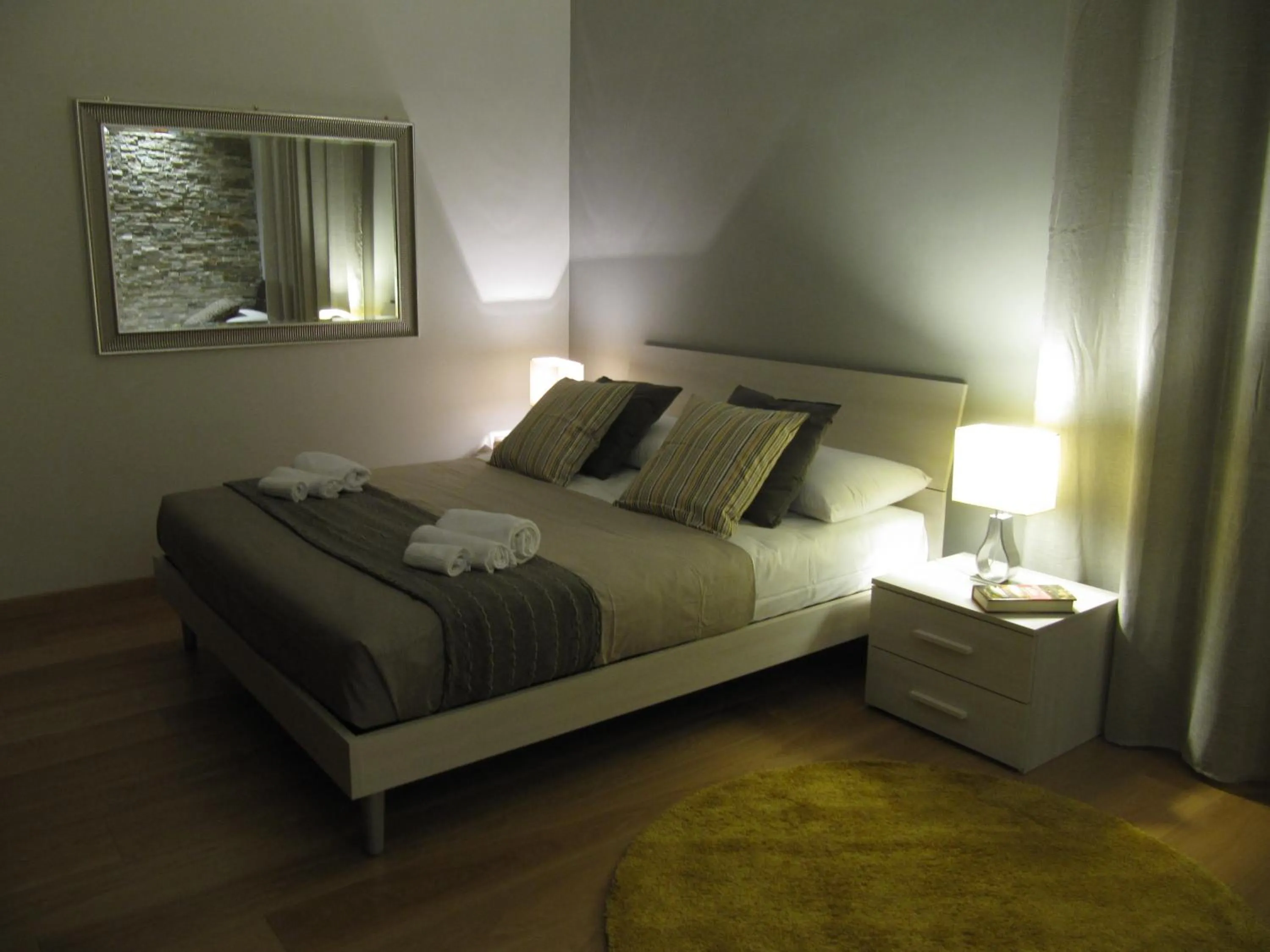 Bedroom, Bed in Matteo al Vaticano Vicino Metro