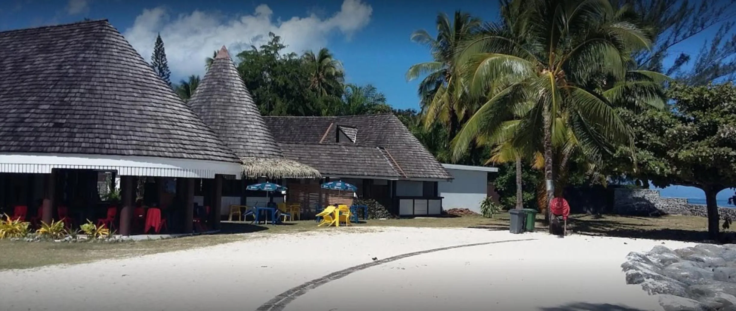 Nearby landmark in Pension TE MITI - PLAGE-BEACH 200m - Mahana Parc & Vaiava Beach pk18 - B&B CHAMBRES ou DORTOIR