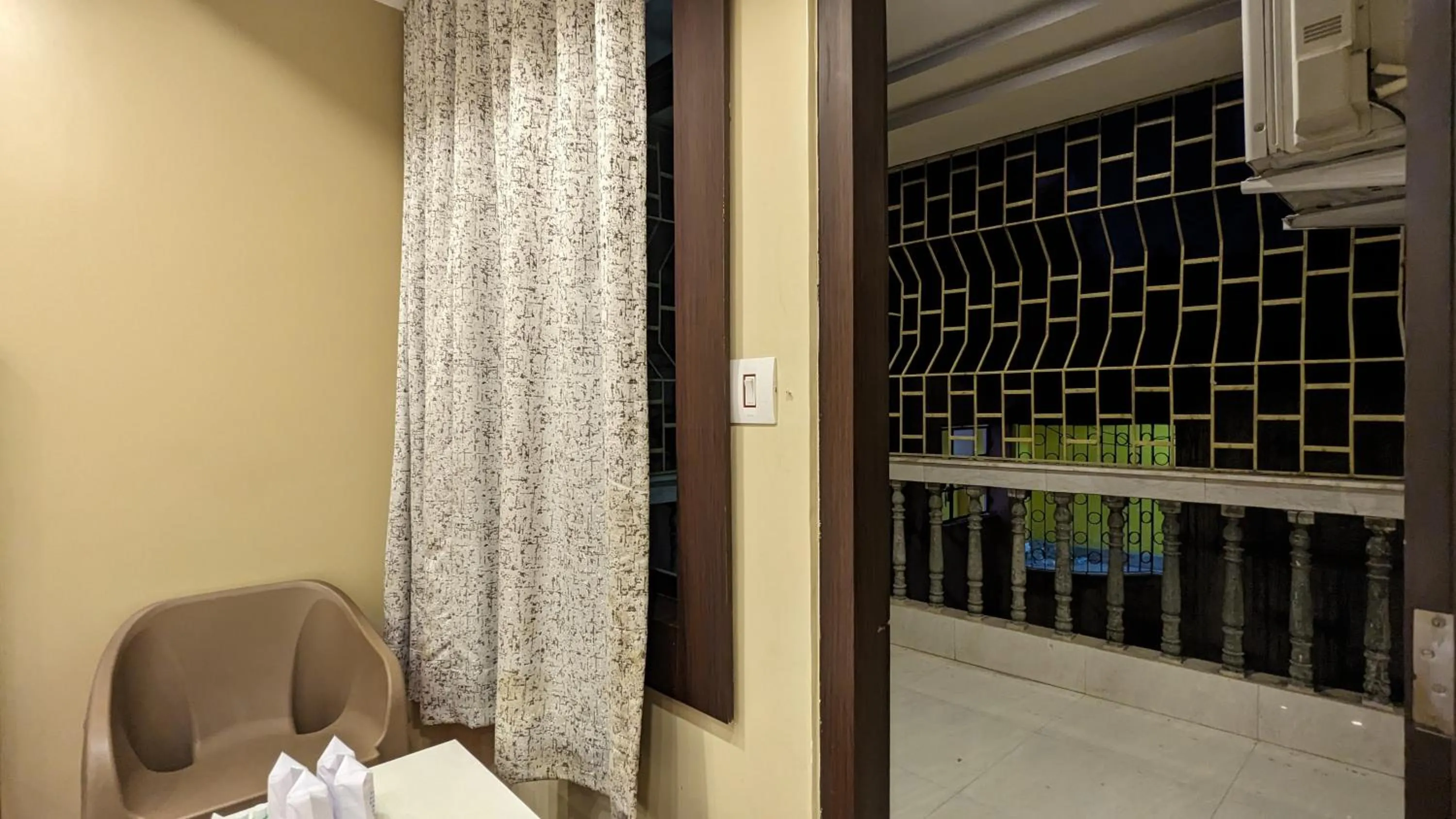 Balcony/Terrace in HOTEL BINAPANI Deluxe 1