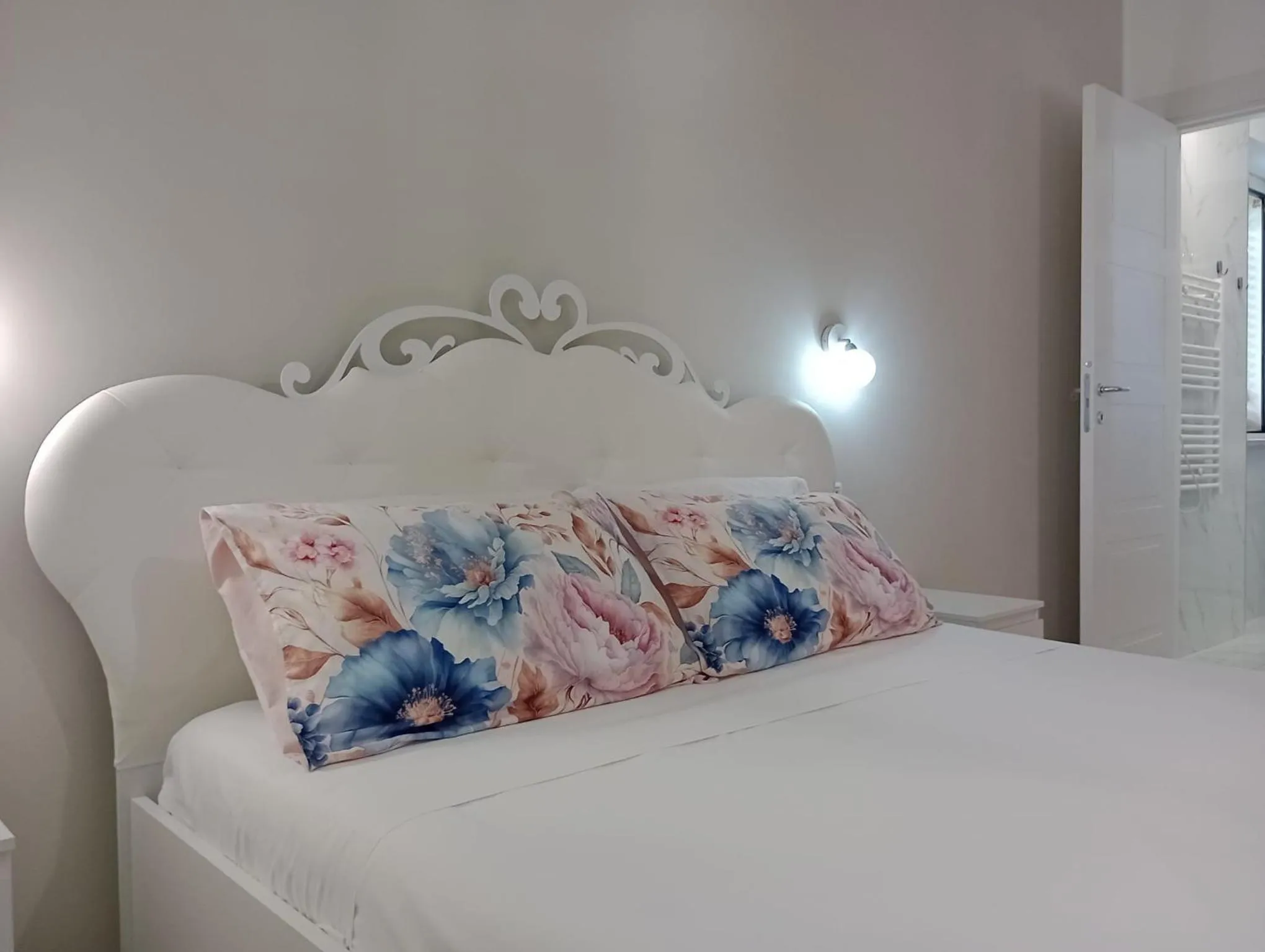 Viola di Mare Rooms and Parking