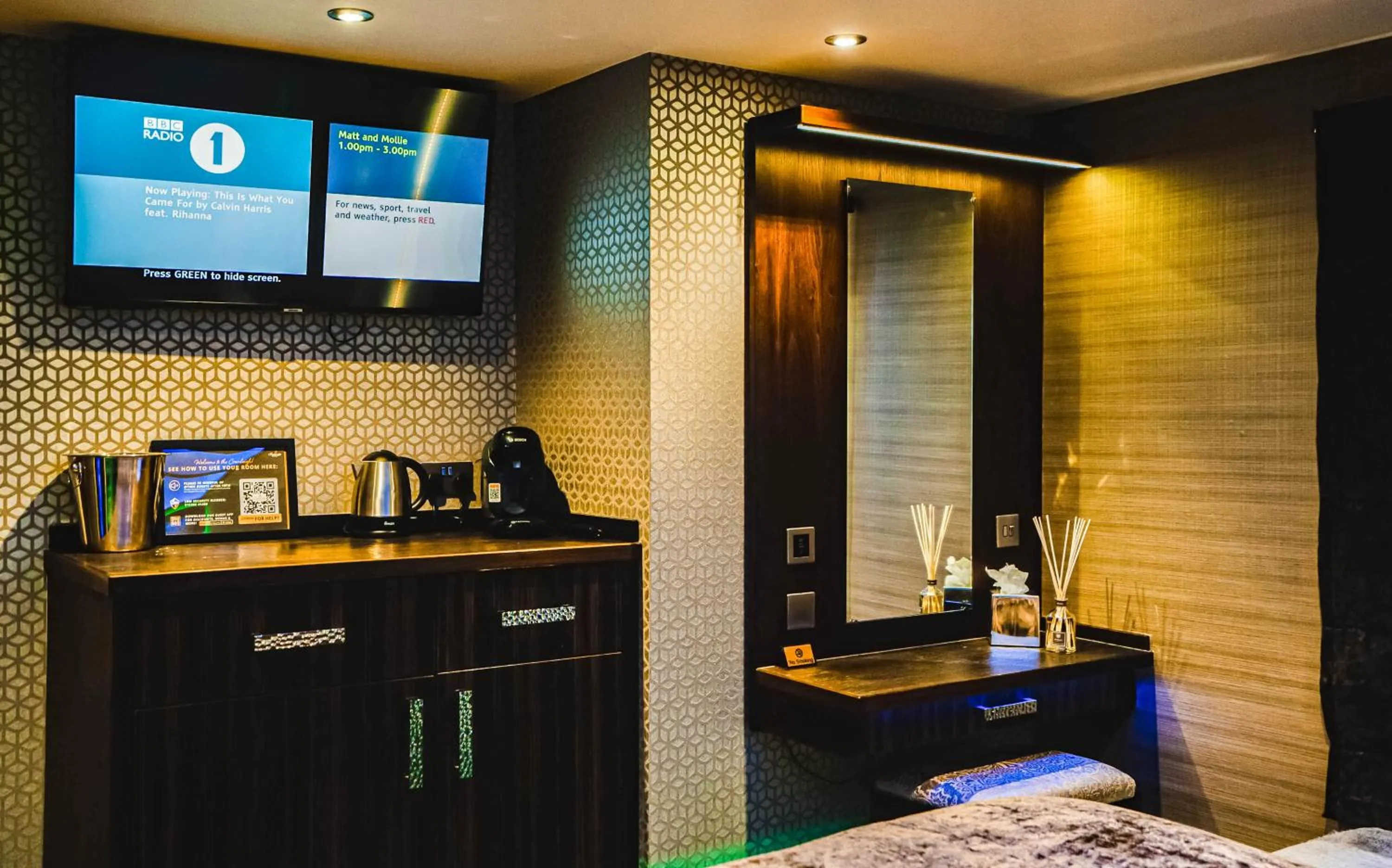 TV and multimedia, Bed in Church Suites by The Cranleigh Boutique