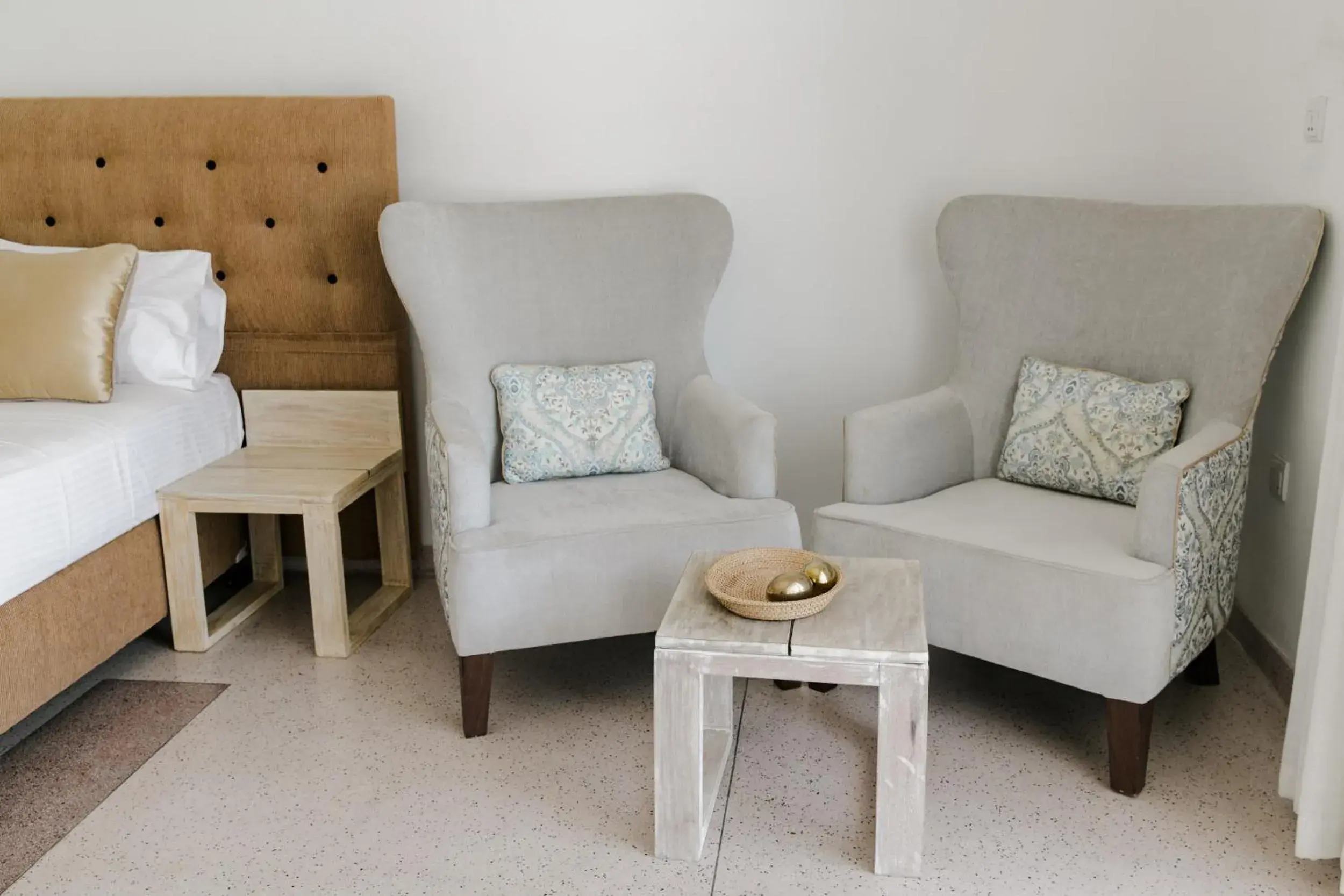 Deluxe Suite with Sea View in Nuga Eden Tangalle Deluxe Suite with Sea View in Nuga Eden Tangalle