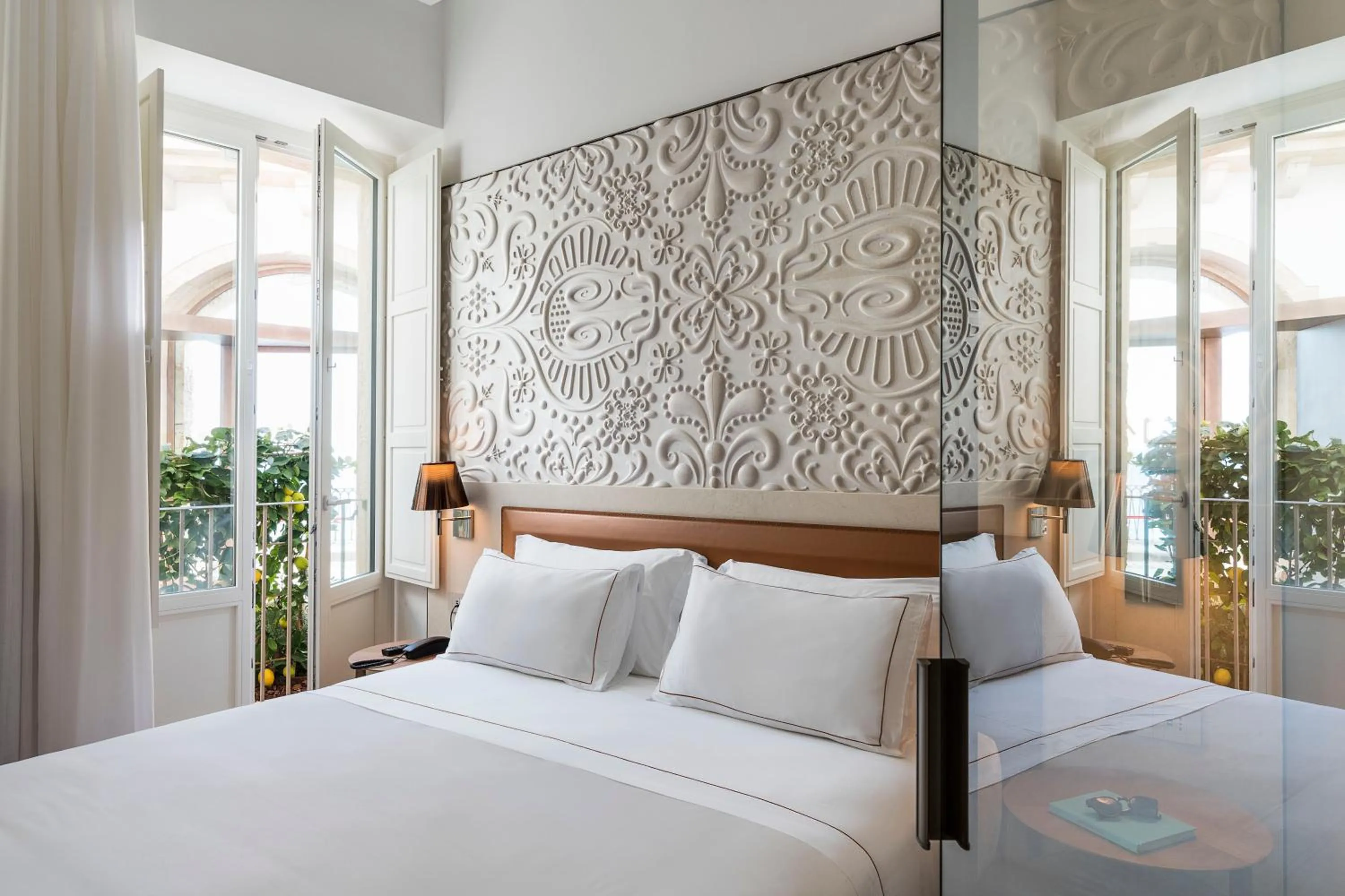 Photo of the whole room, Bed in Maniace Boutique Hotel Ortigia - UNA Esperienze