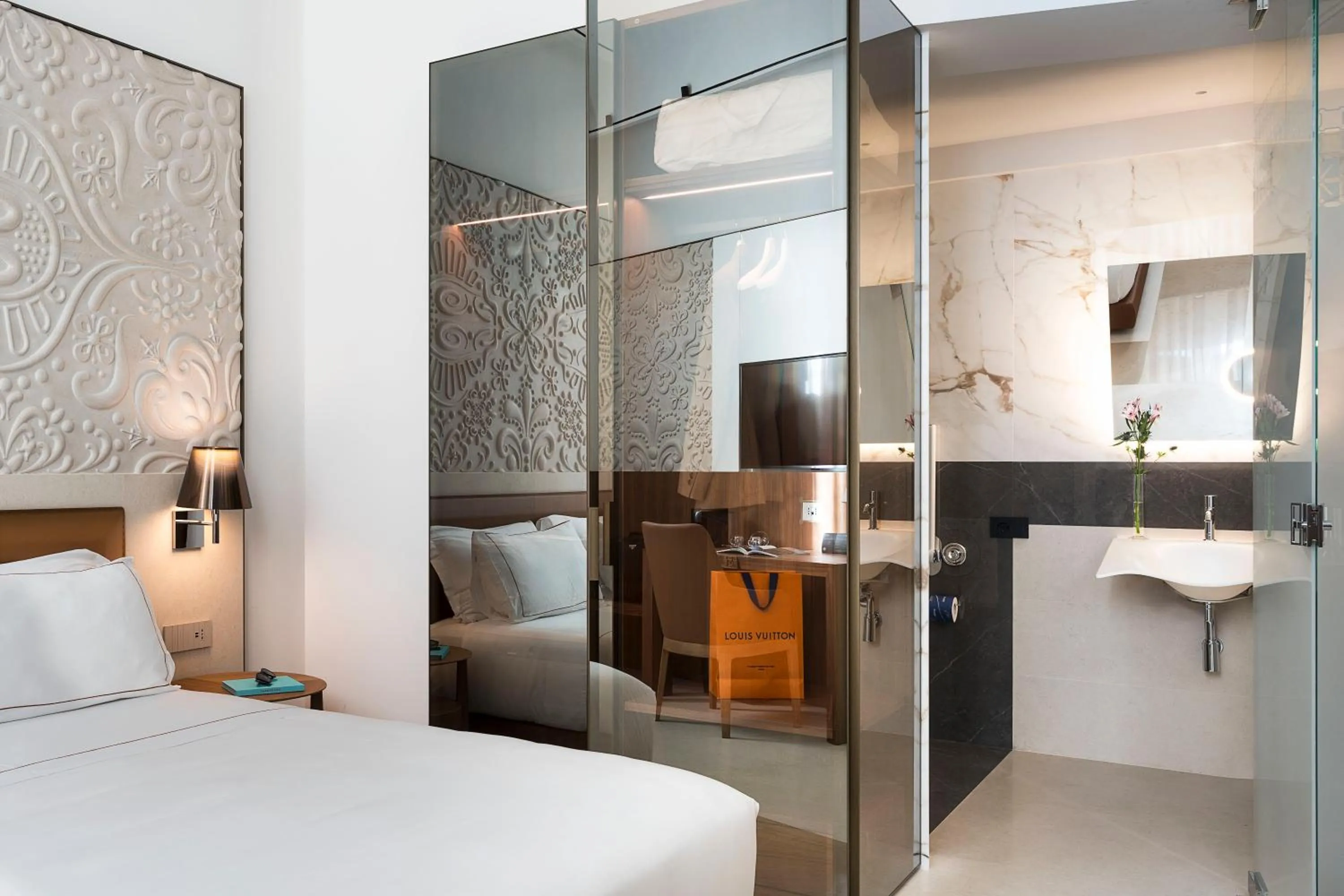 Photo of the whole room, Bed in Maniace Boutique Hotel Ortigia - UNA Esperienze