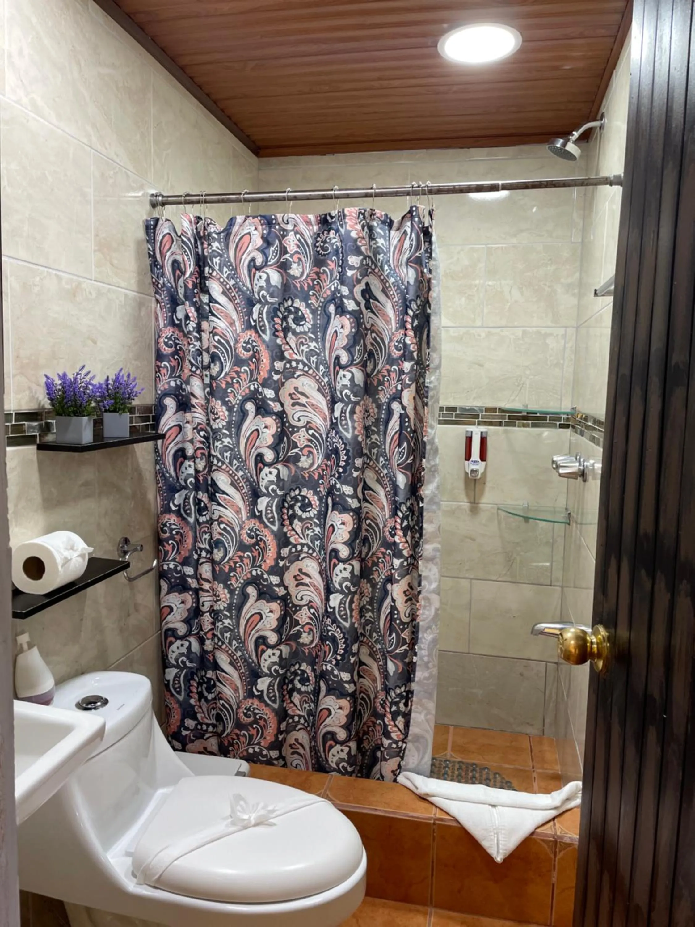 Shower in Cabinas Vista Al Golfo