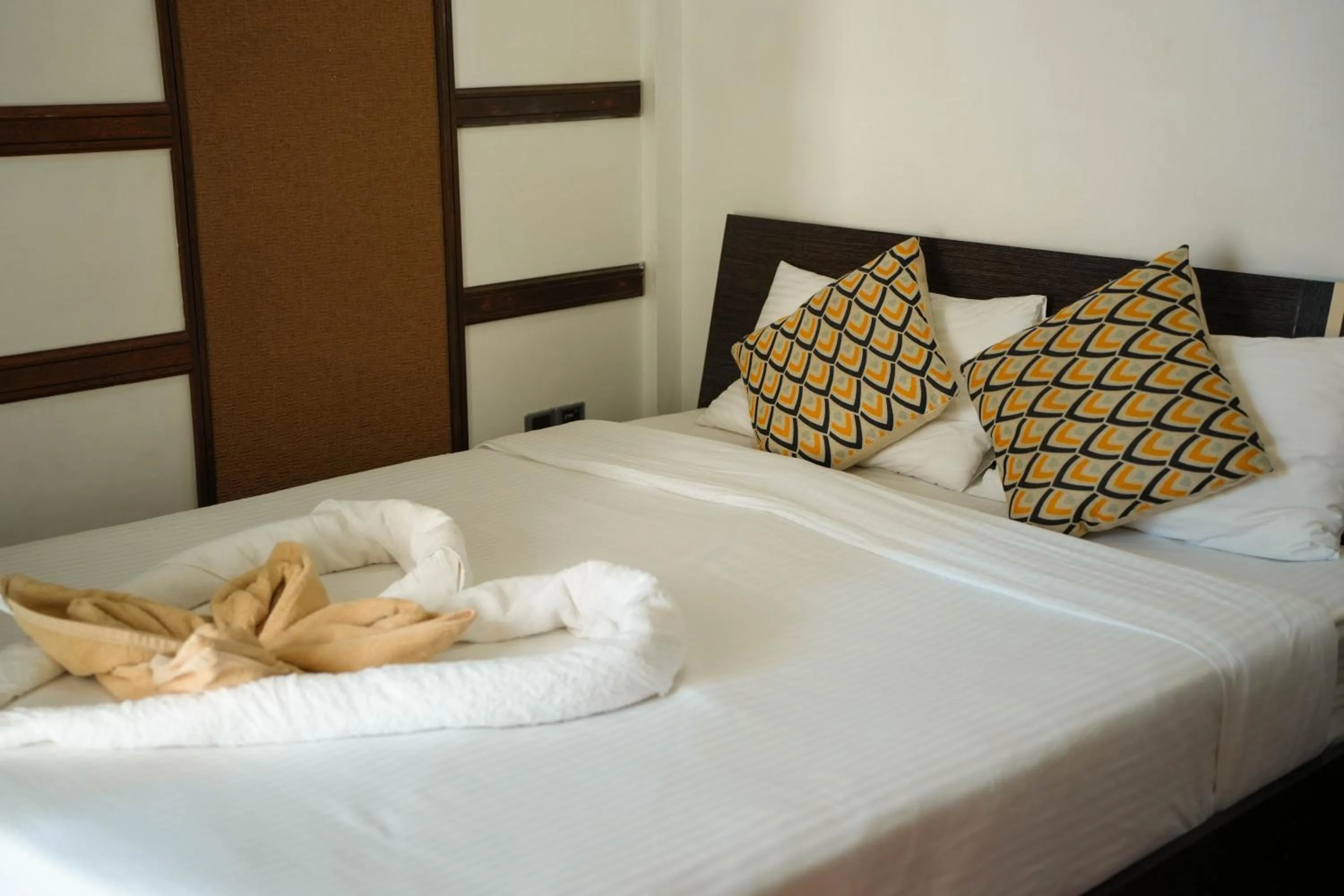 Bed in Ripple Beach Inn