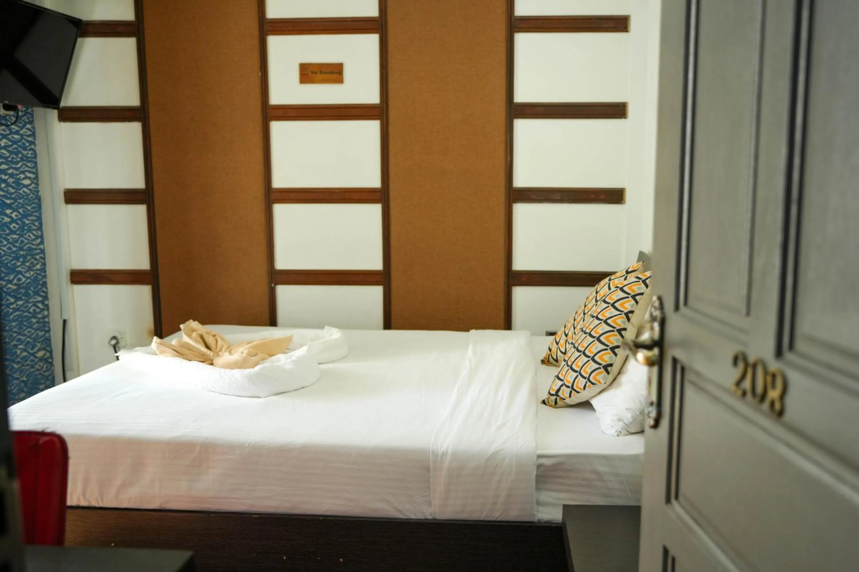 Bed in Ripple Beach Inn