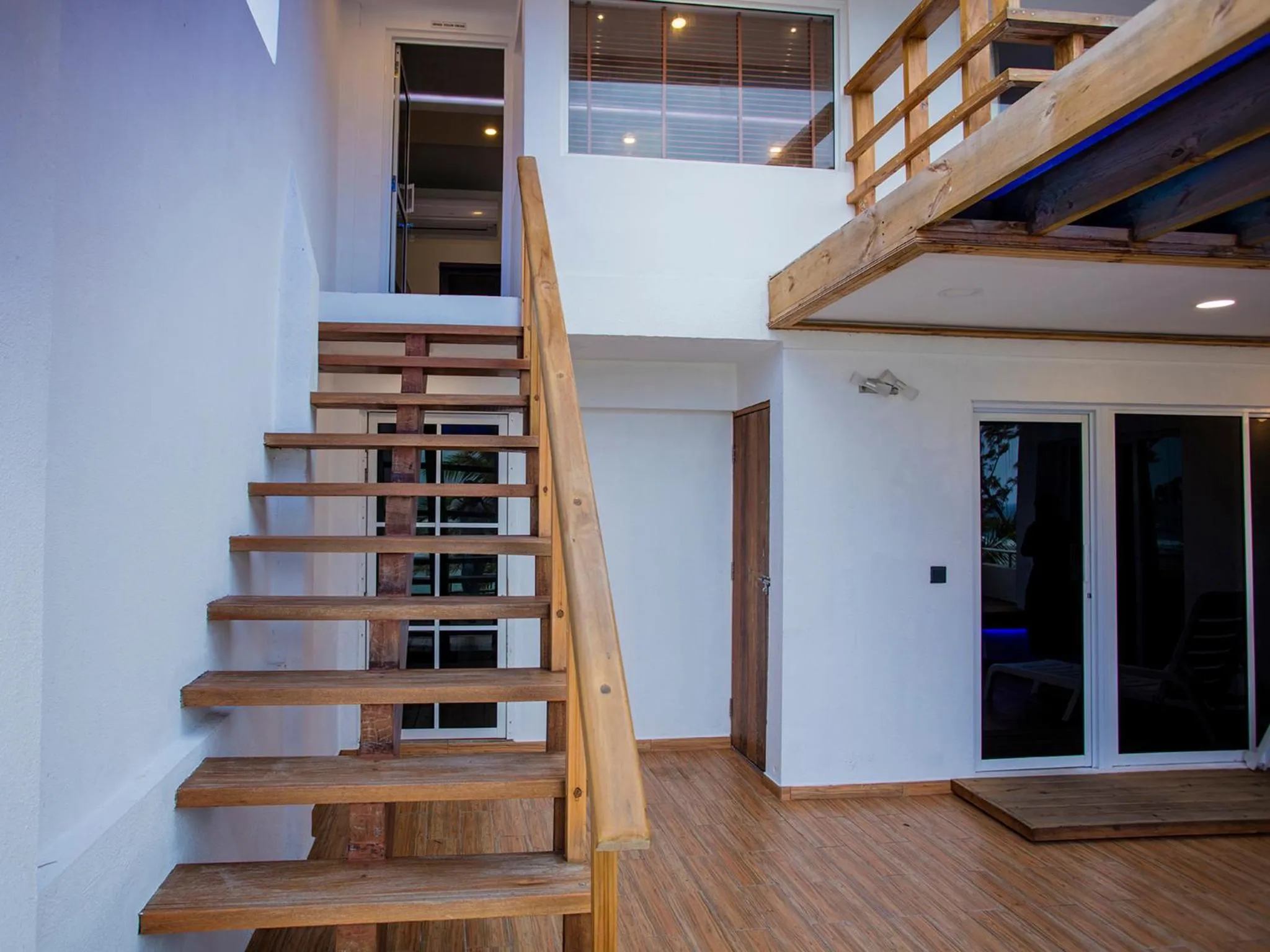 Balcony/Terrace in Ripple Beach Inn