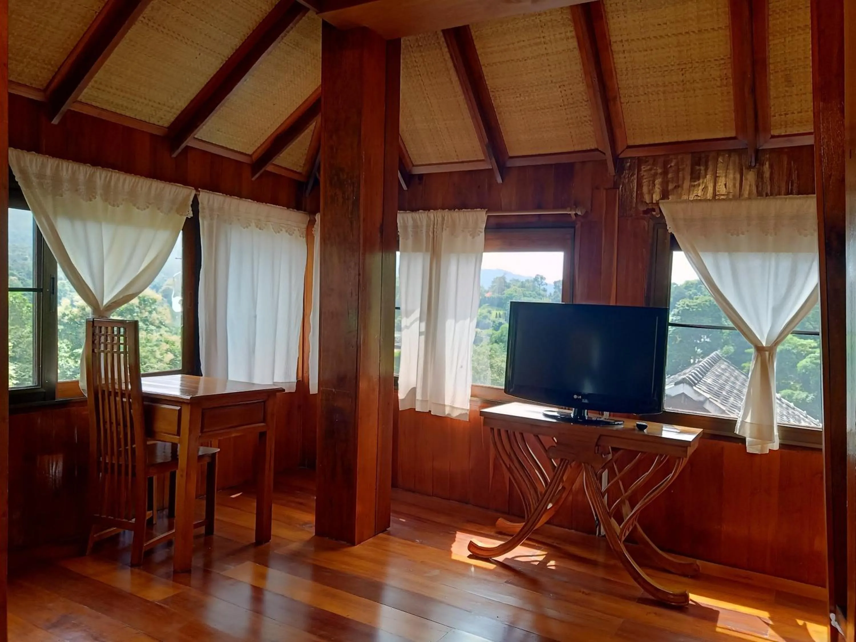 TV and multimedia in Insda Wellness Resort