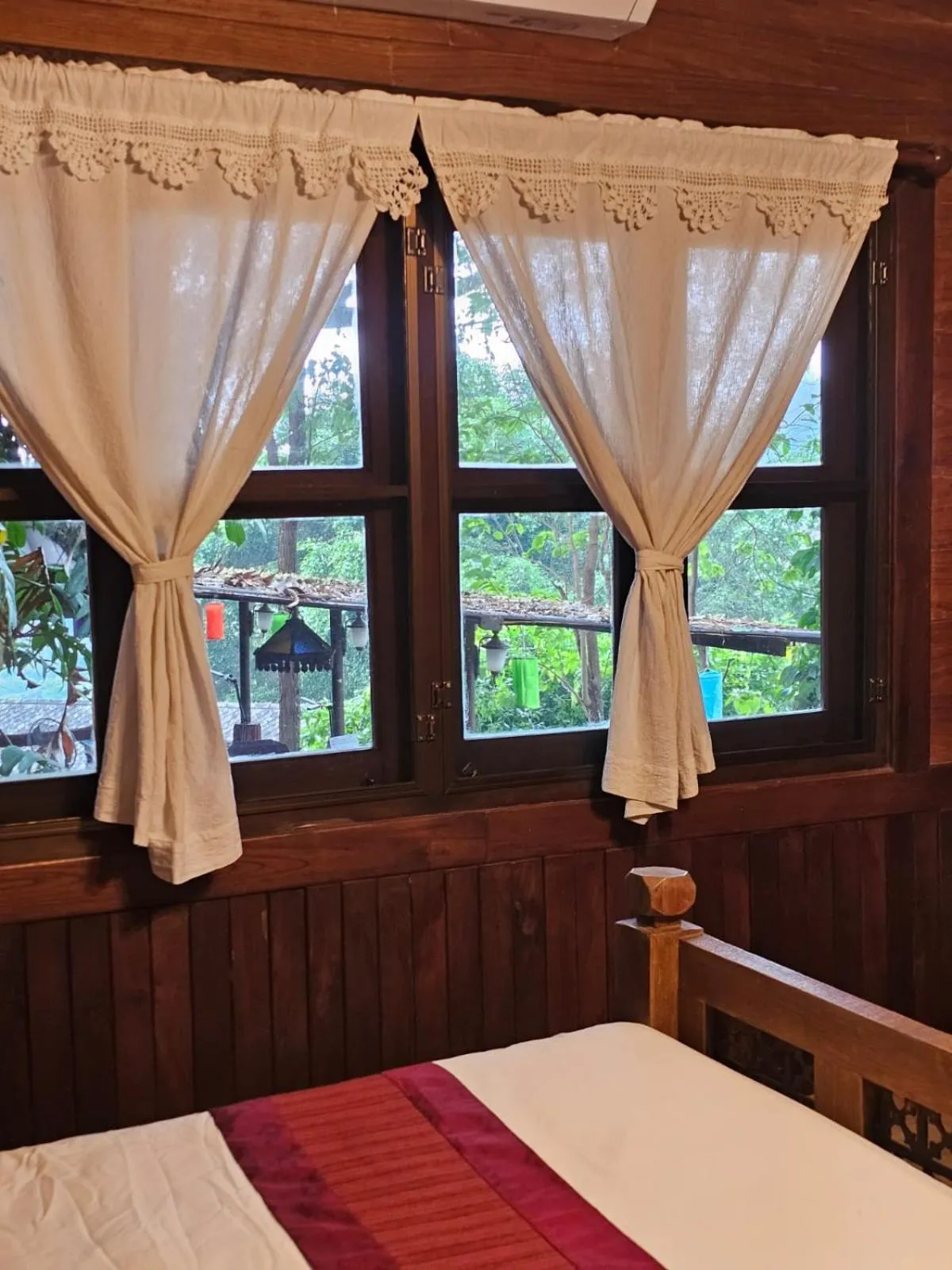 Bed in Insda Wellness Resort