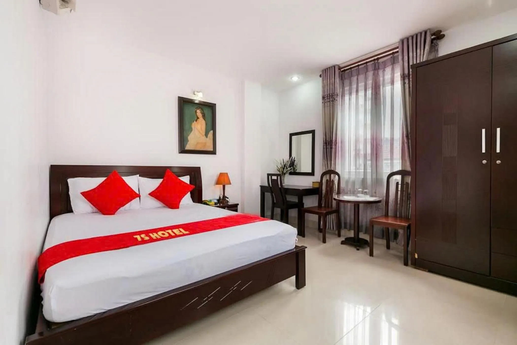 Photo of the whole room in Hao Tin Hotel Ben Thanh - City Central