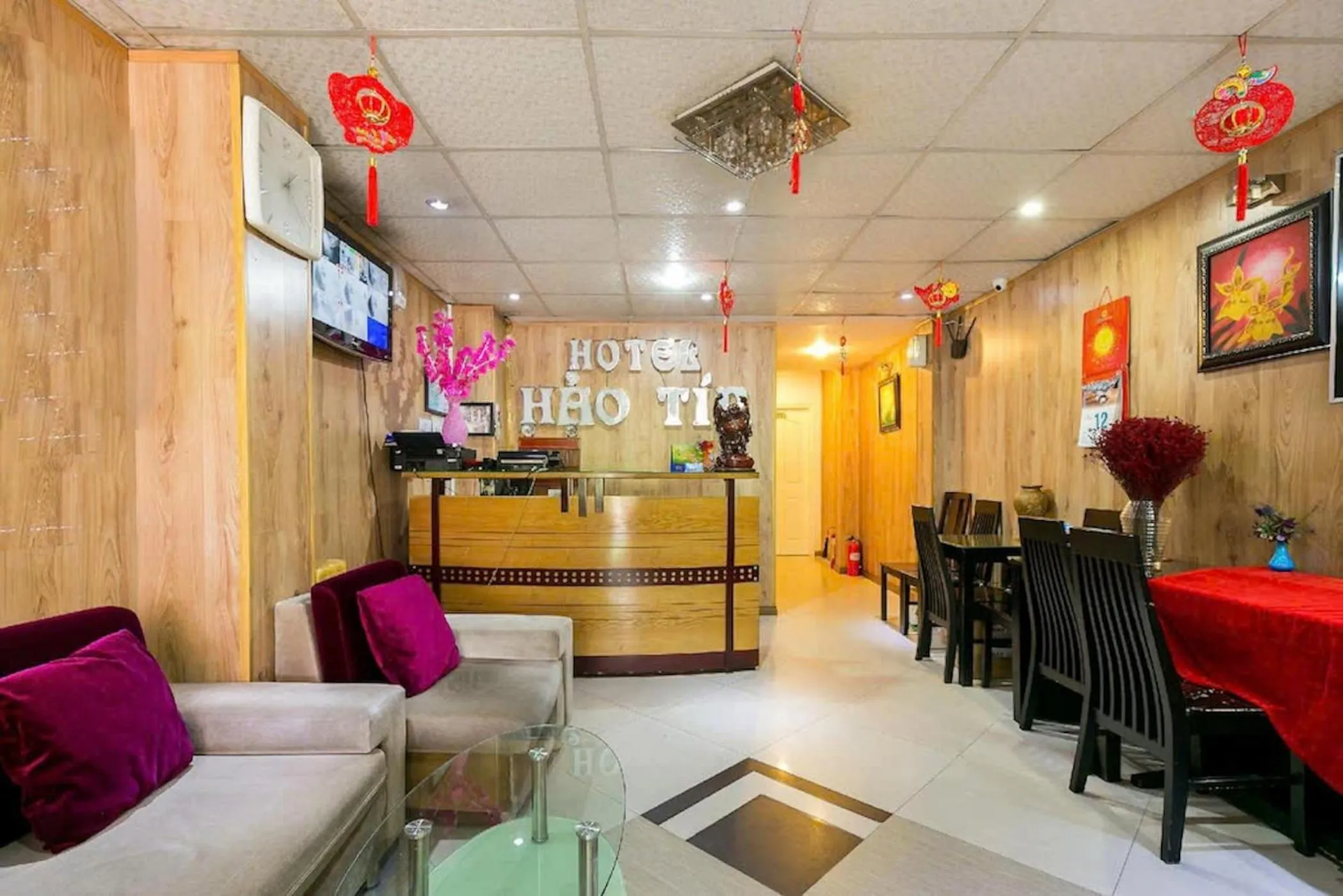 Communal lounge/ TV room in Hao Tin Hotel Ben Thanh - City Central