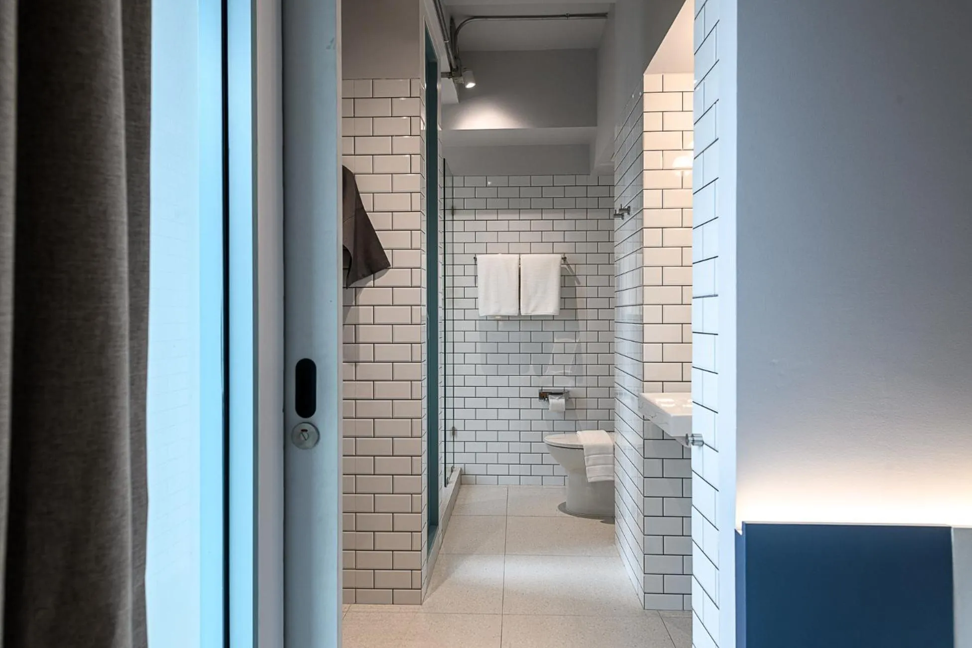 Shower in Mowa Bangkok