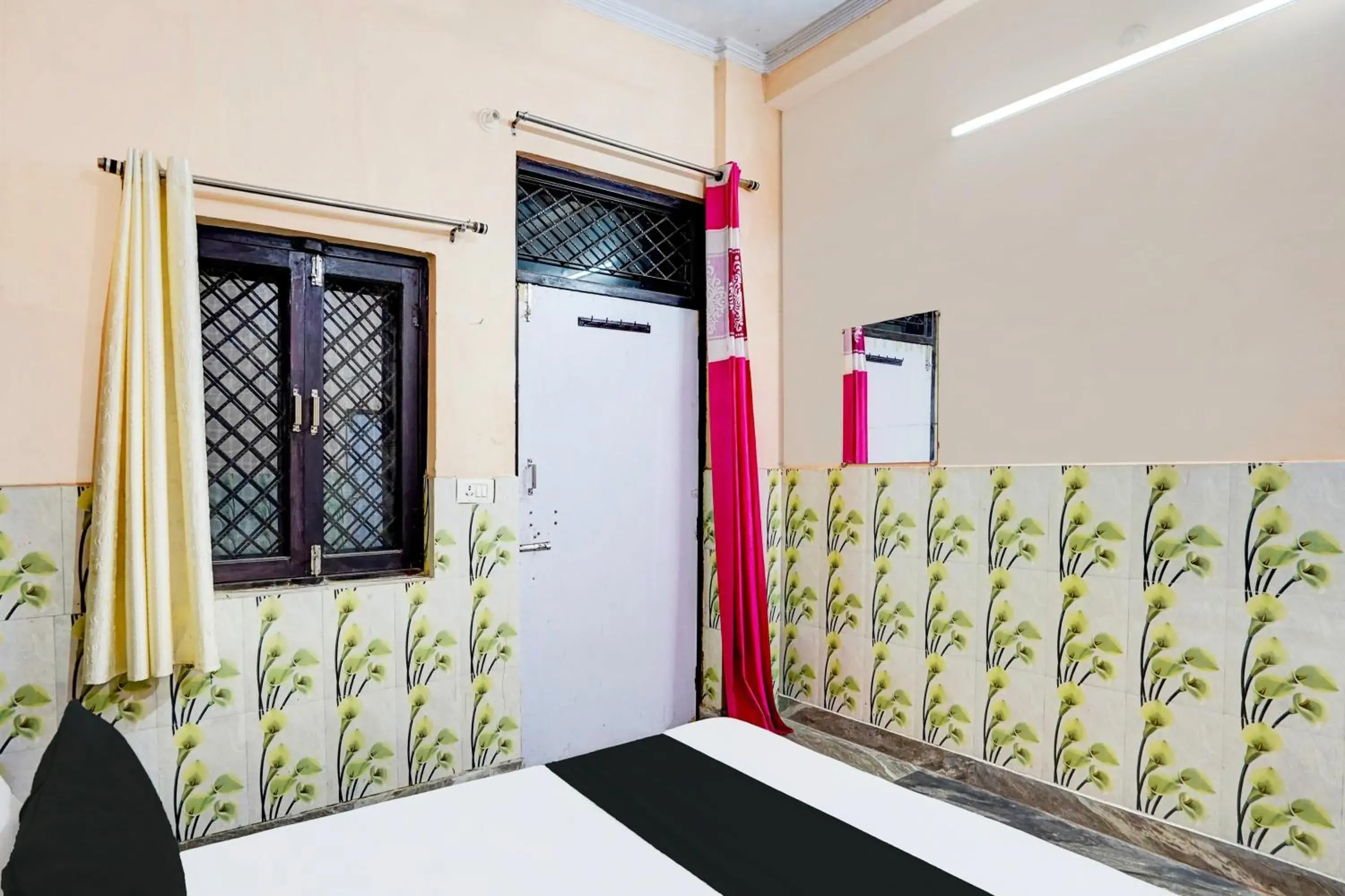 Hotel O Gautam Hotel O Gautam