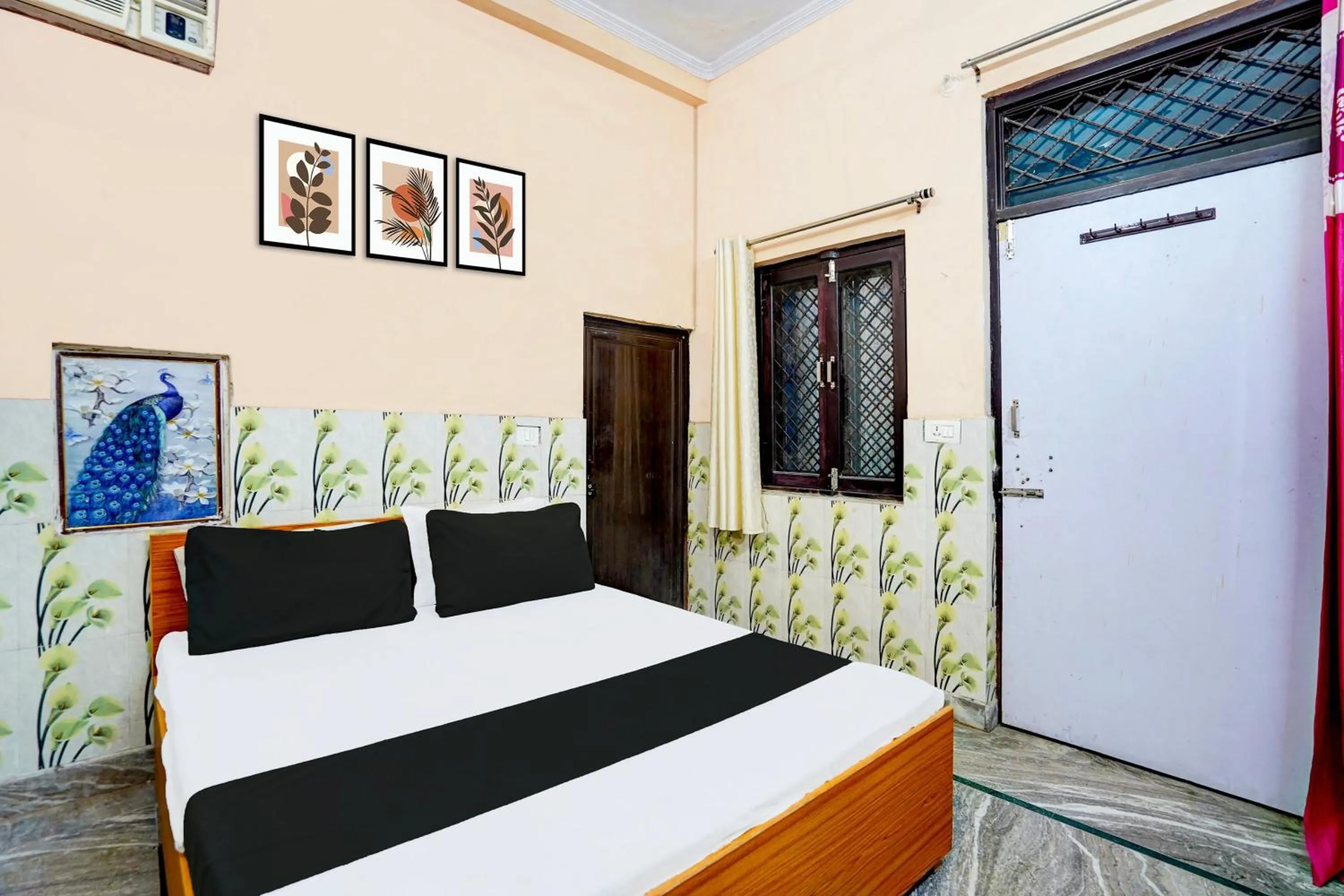 Hotel O Gautam