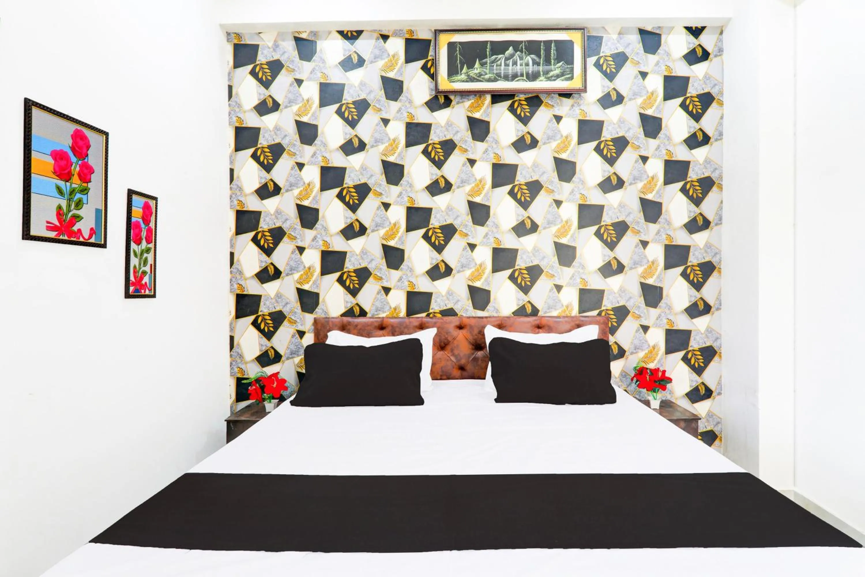 Bedroom, Bed in Hotel O Serene Inn Hotel And Restaurant