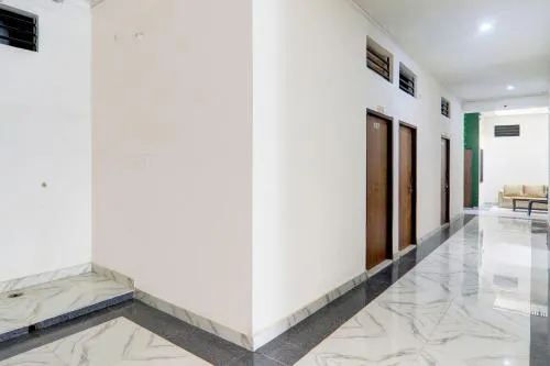 Lobby or reception in Hotel O by OYO Serene Inn Hotel And Restaurant