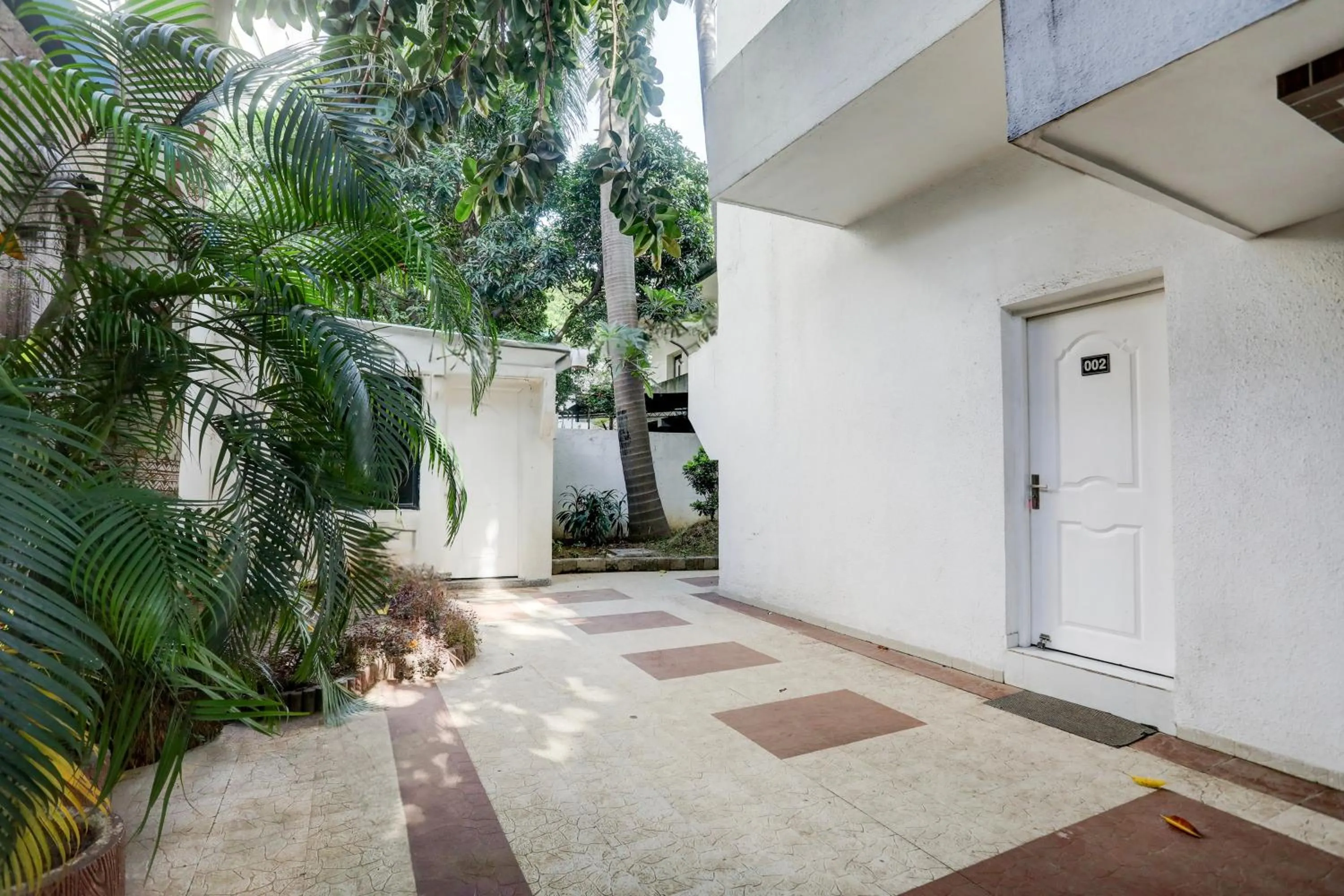 Lobby or reception in Hotel O GREEN PALMS