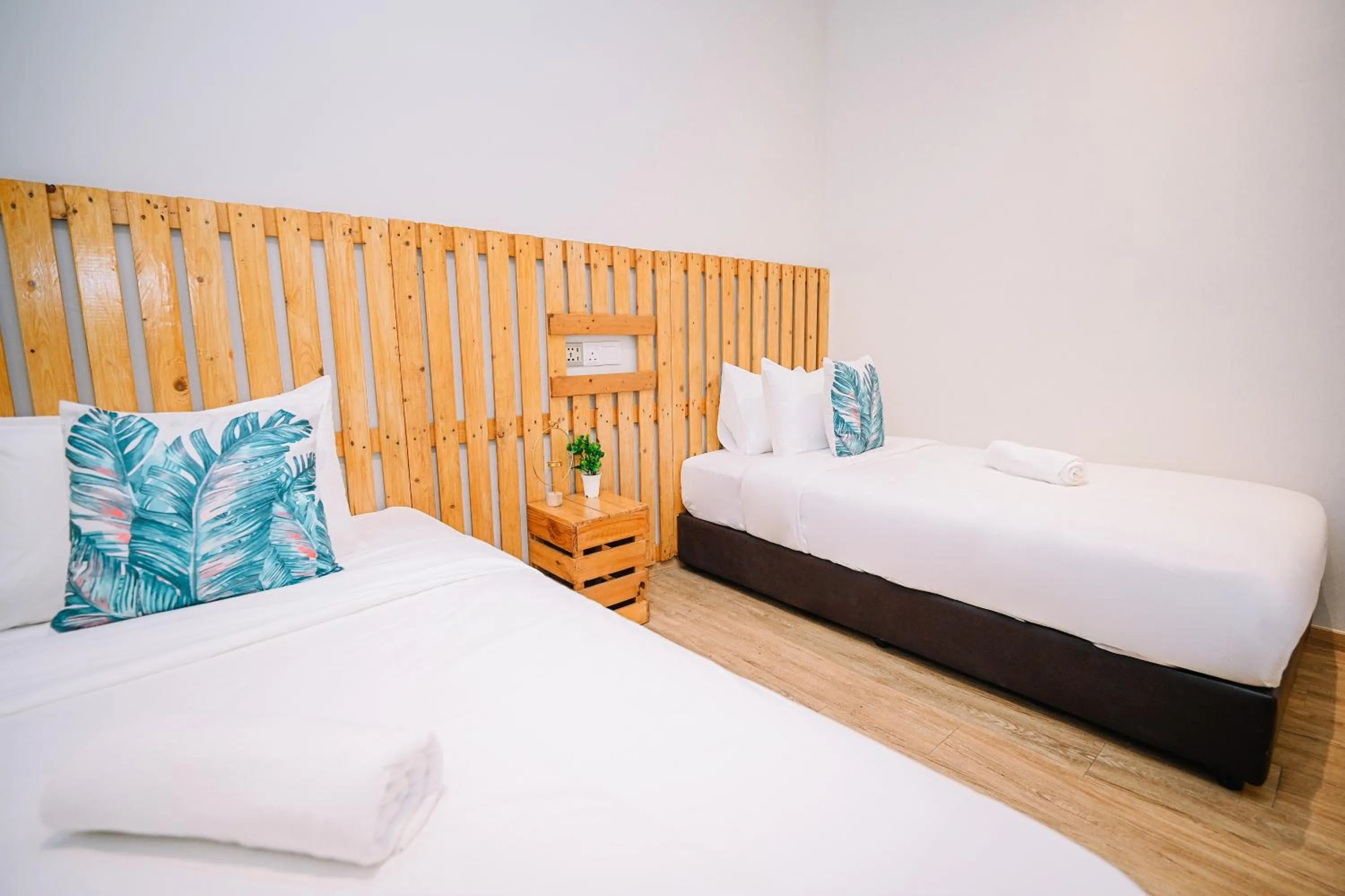 Bed in Swing & Pillows - Kota Warisan, Sepang