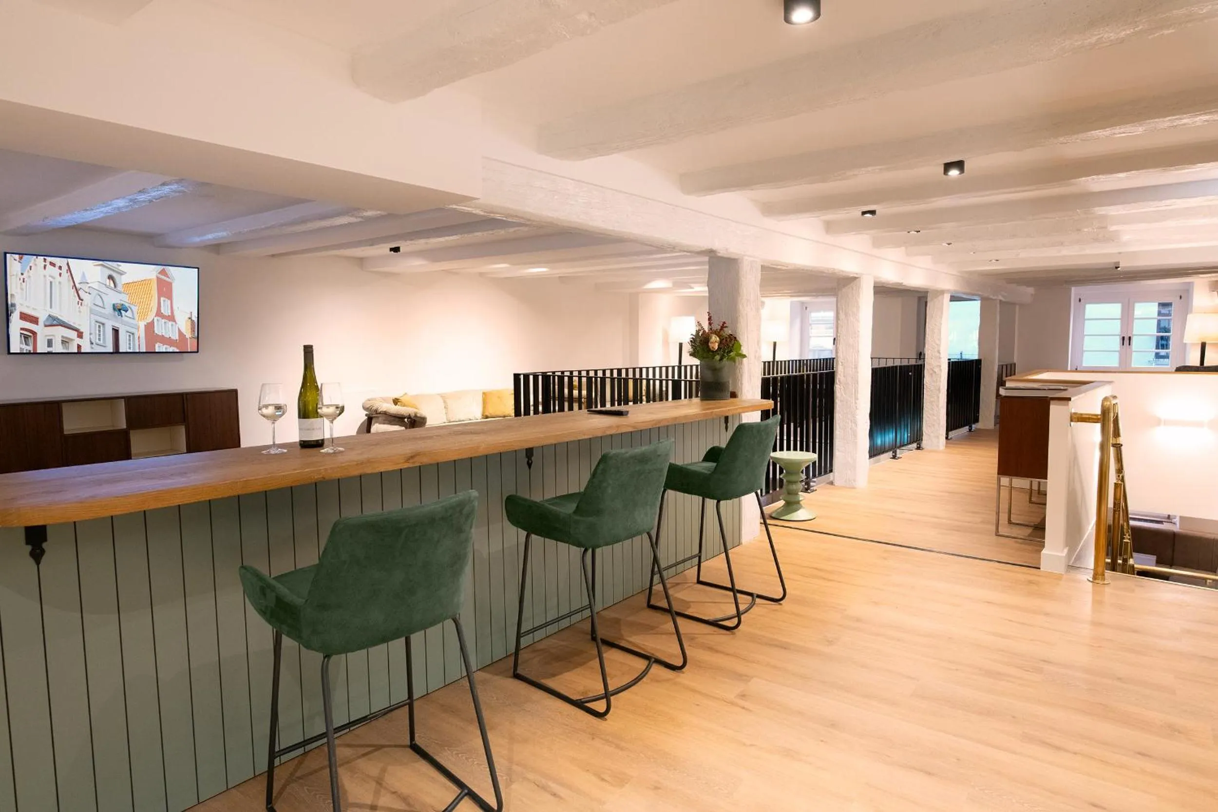 Communal lounge/ TV room in Hanse House Wismar