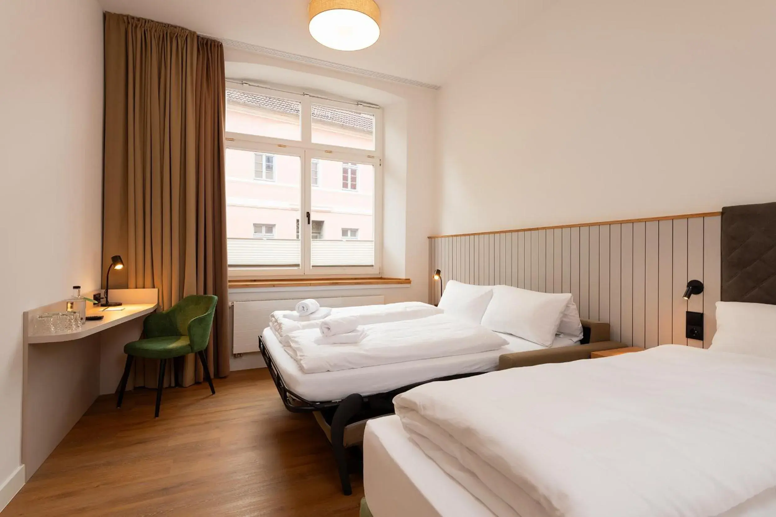 Deluxe Family Room in Hanse House Wismar Deluxe Family Room in Hanse House Wismar